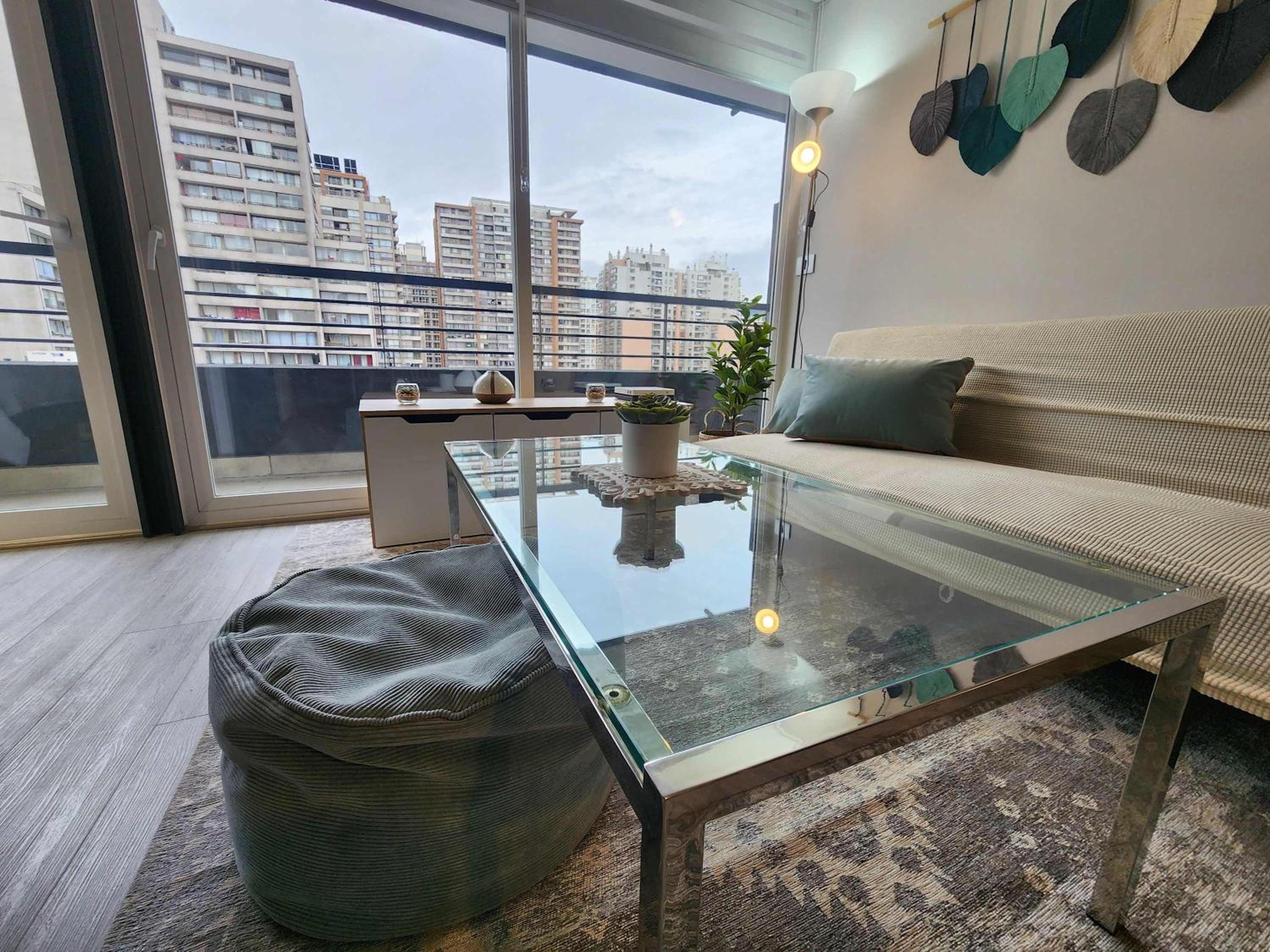 HOM l Terraza Piscina Wifi MetroUniversidadChile