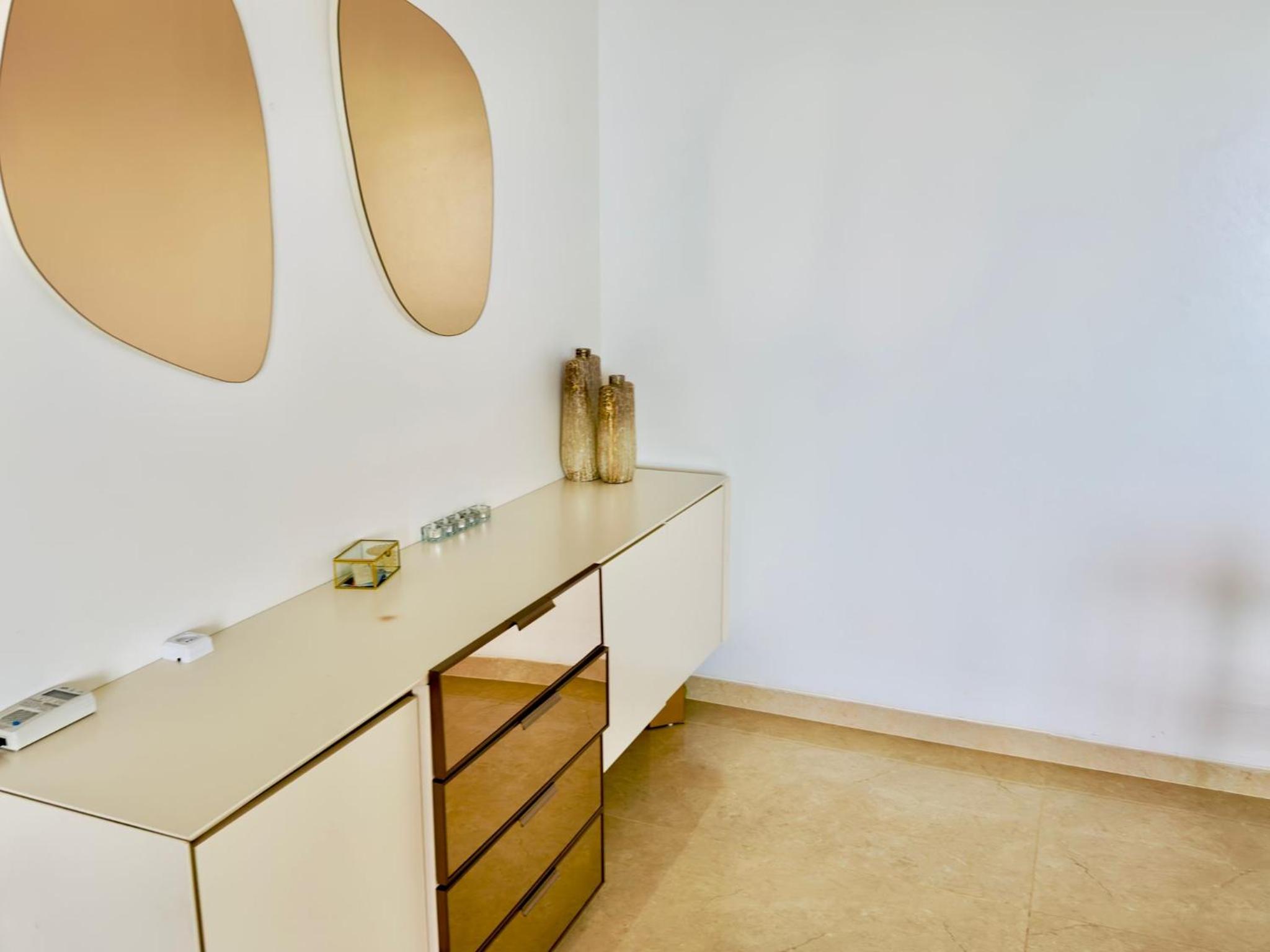 Appartement 3 Chambres avec Vue sur l Océan Piscine Salle de Sport et Salle de Jeux view 4