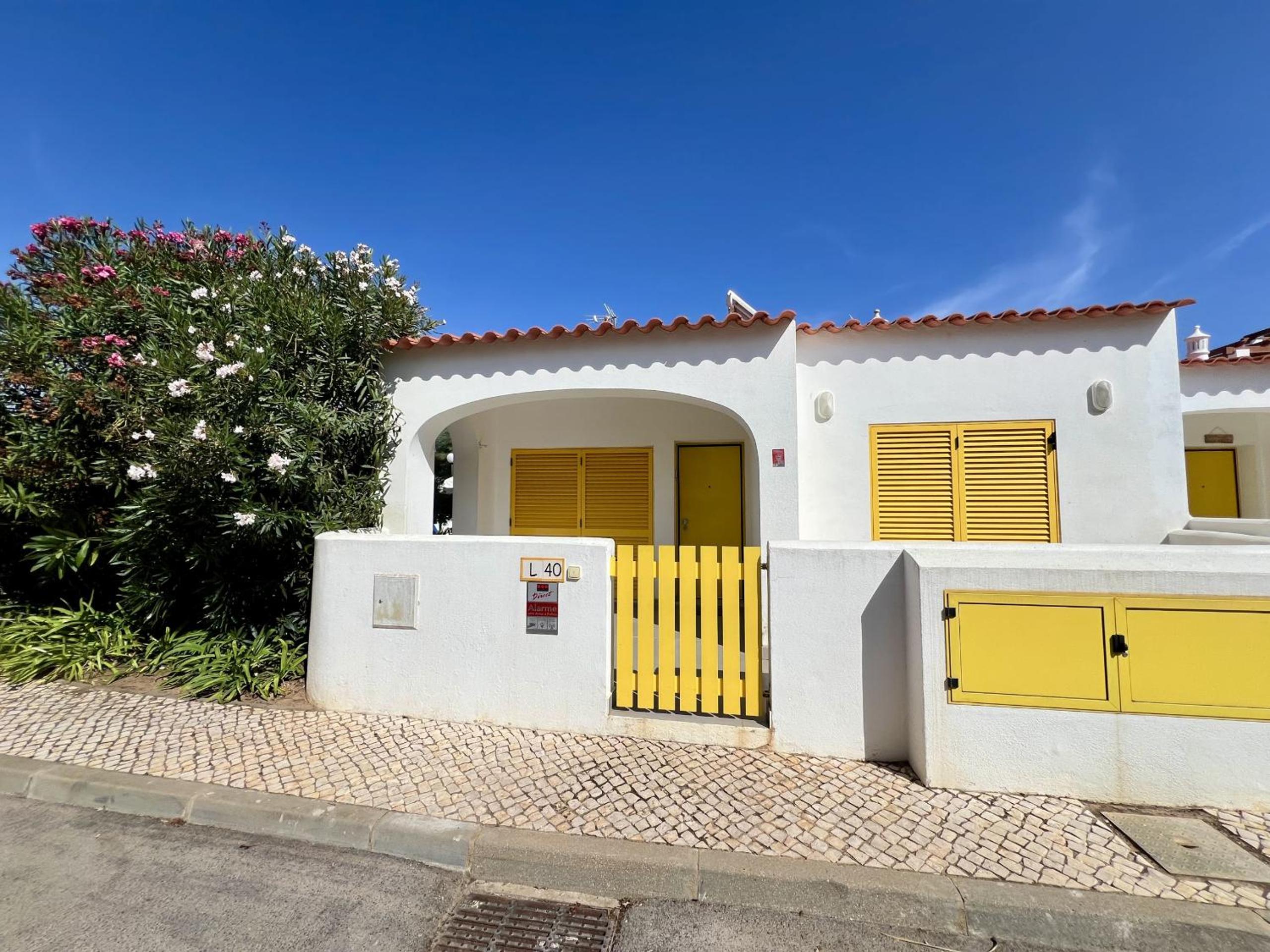 Vilamoura Club Villa 1 With Pool by Homing view 2