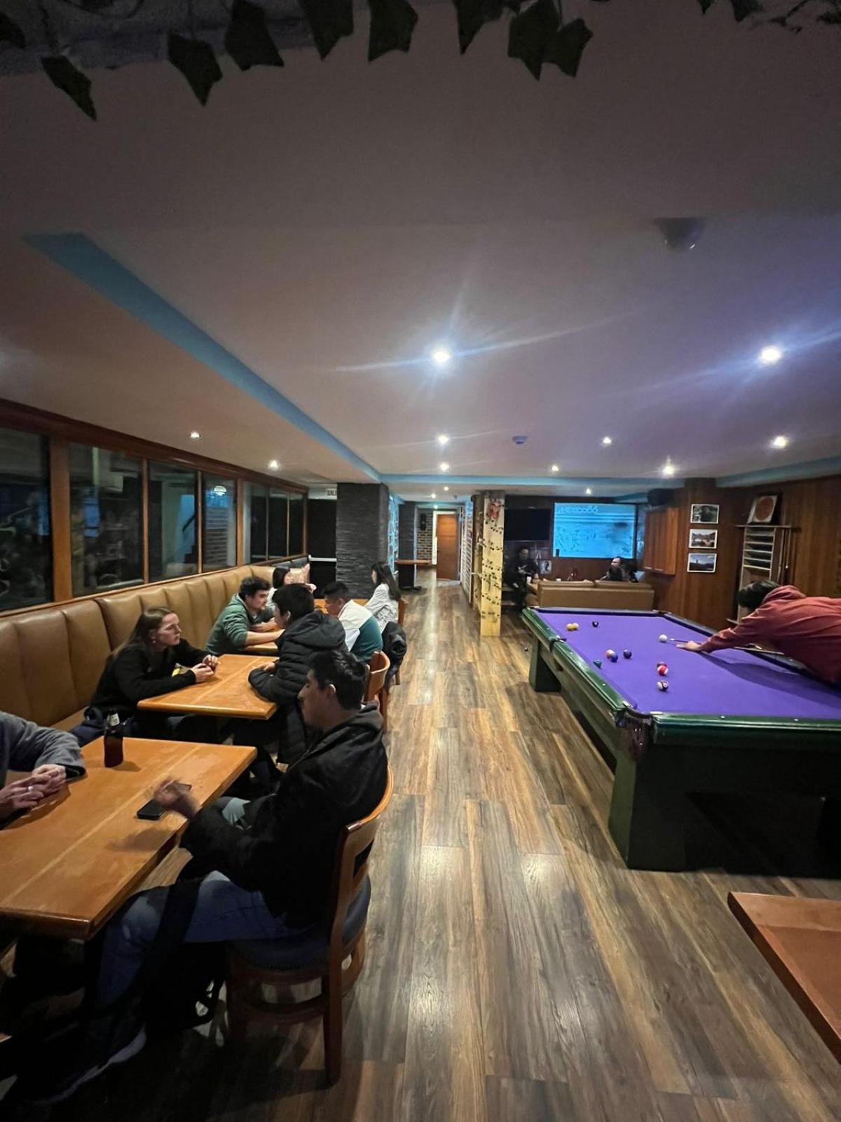 lounge