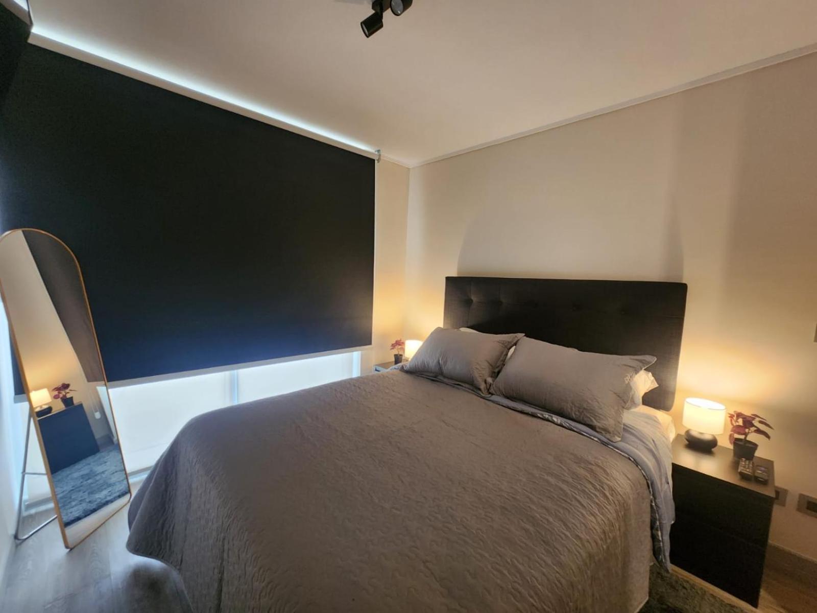 HOM I Nuevo y Moderno Depto 2D2B 3 PAX Santiago