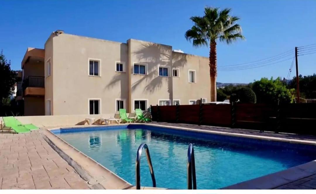 Superior Serenity apartment near Coral Bay