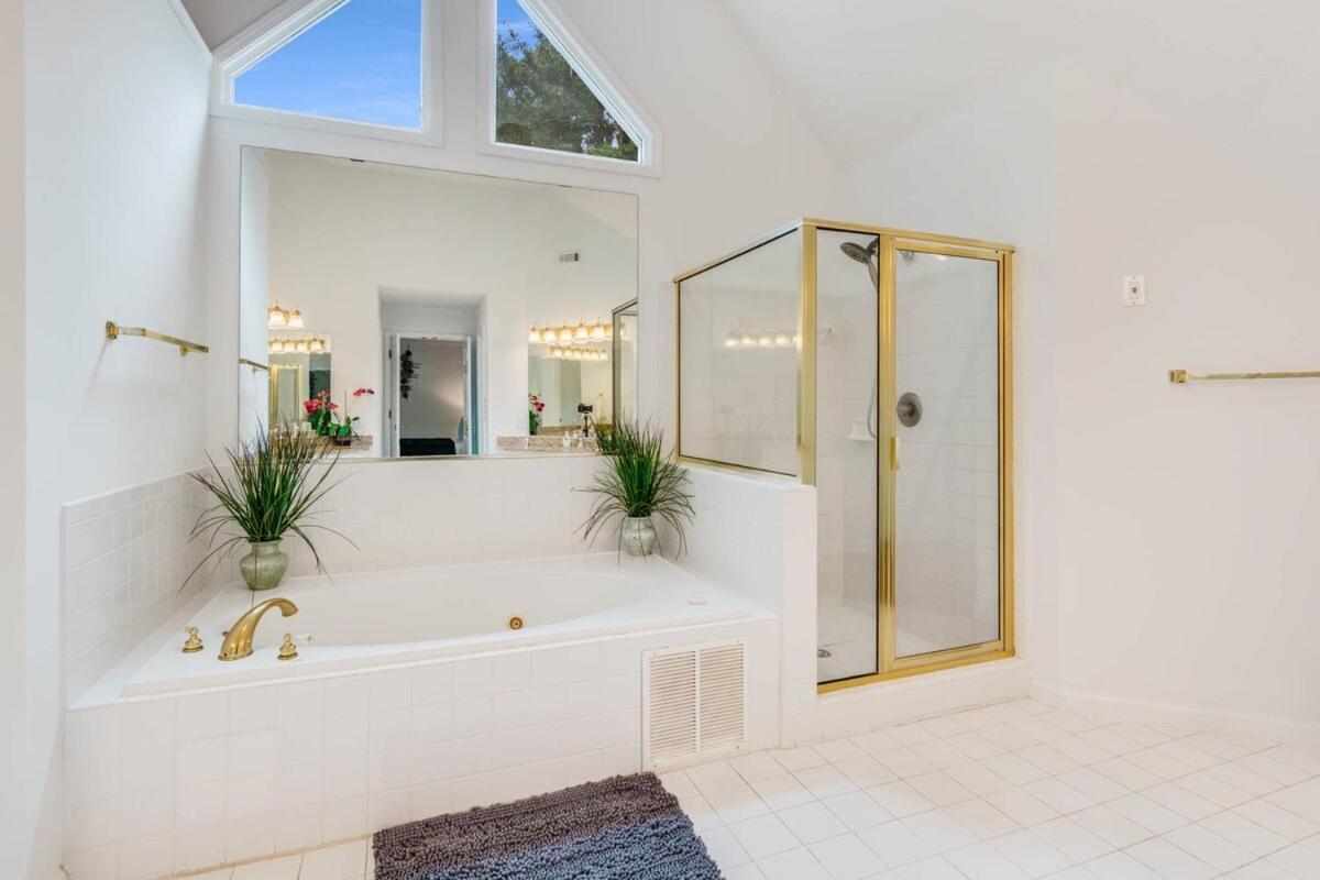 Luxury 5BR Oasis, Sleeps 10, Pool, Office, Deck view 4