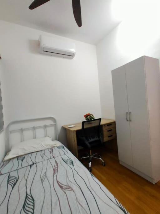 Cozyblue Residensi Ostia Bangi