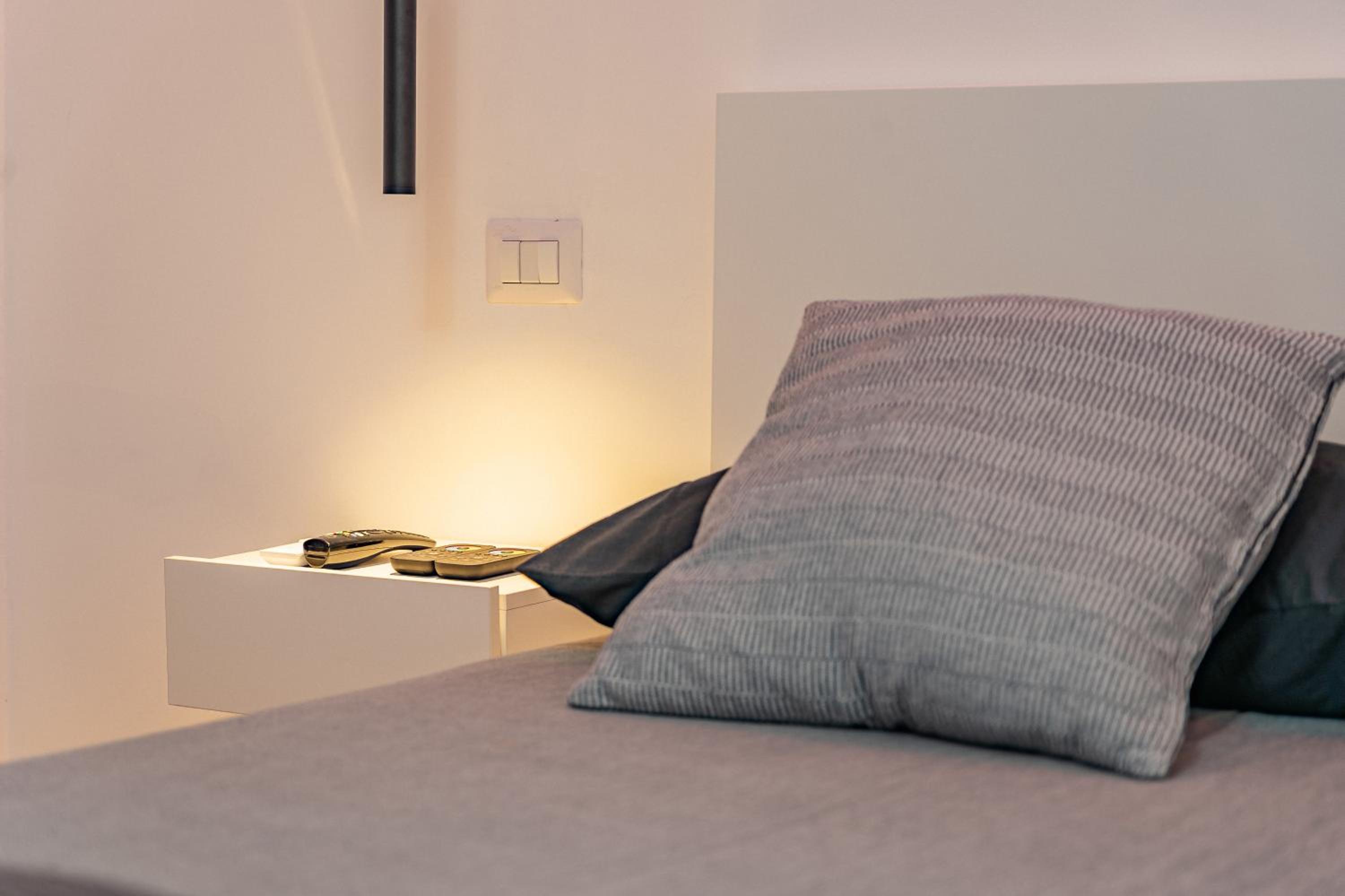 Exclusive Led House Garibaldi FS