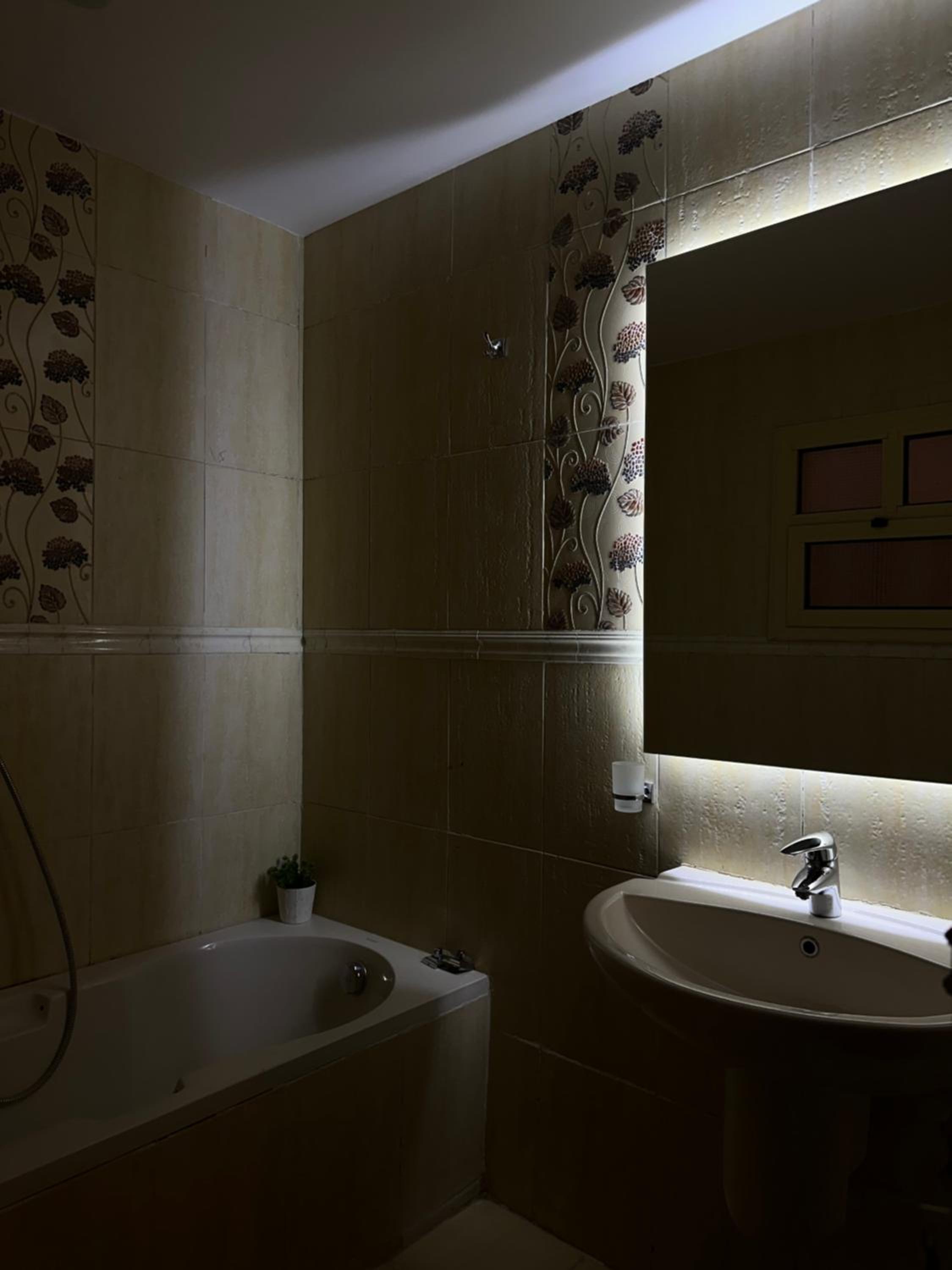 Cozy 2 BR Apartment in Madinaty