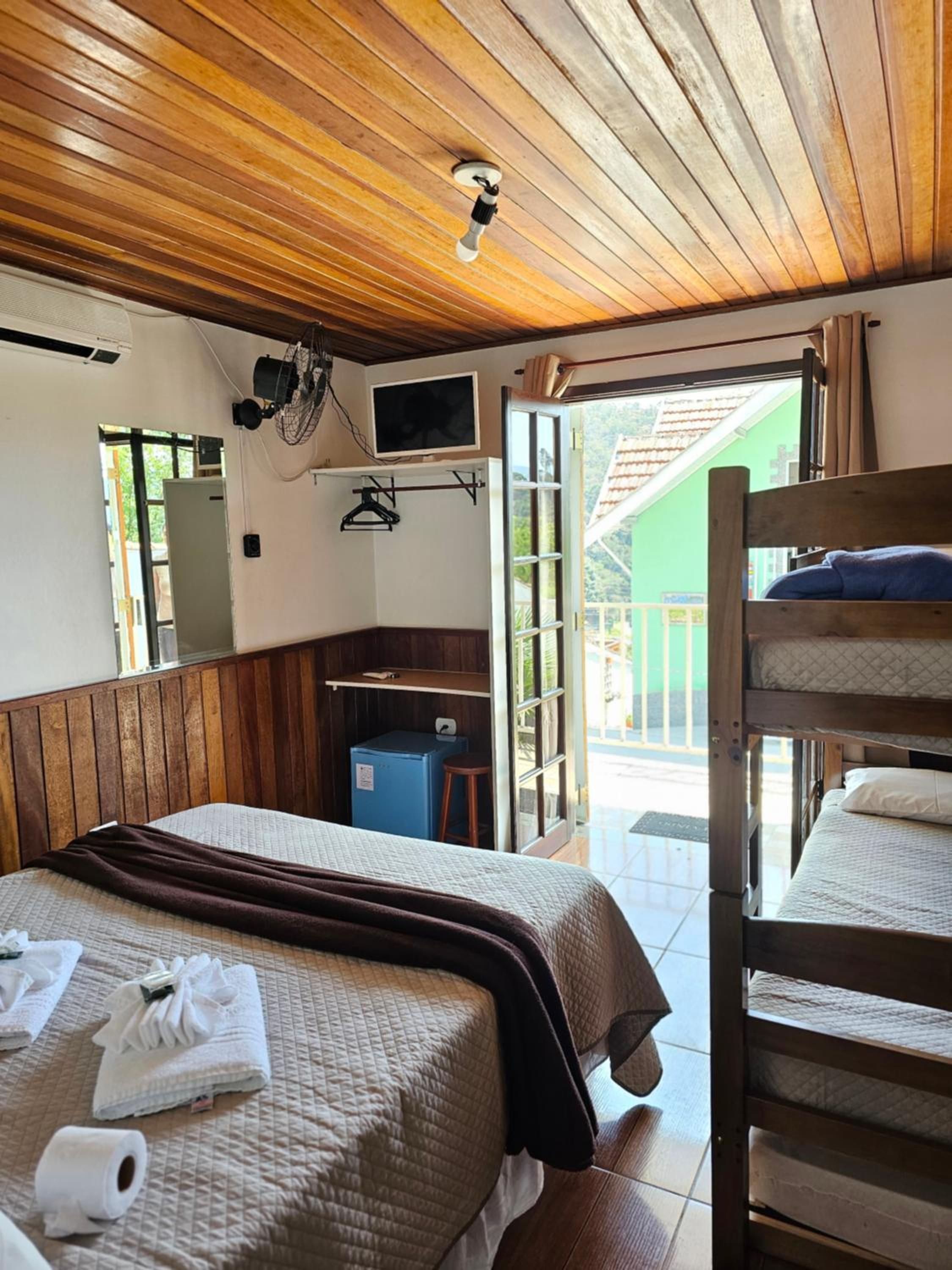 Pousada Araucária Suítes