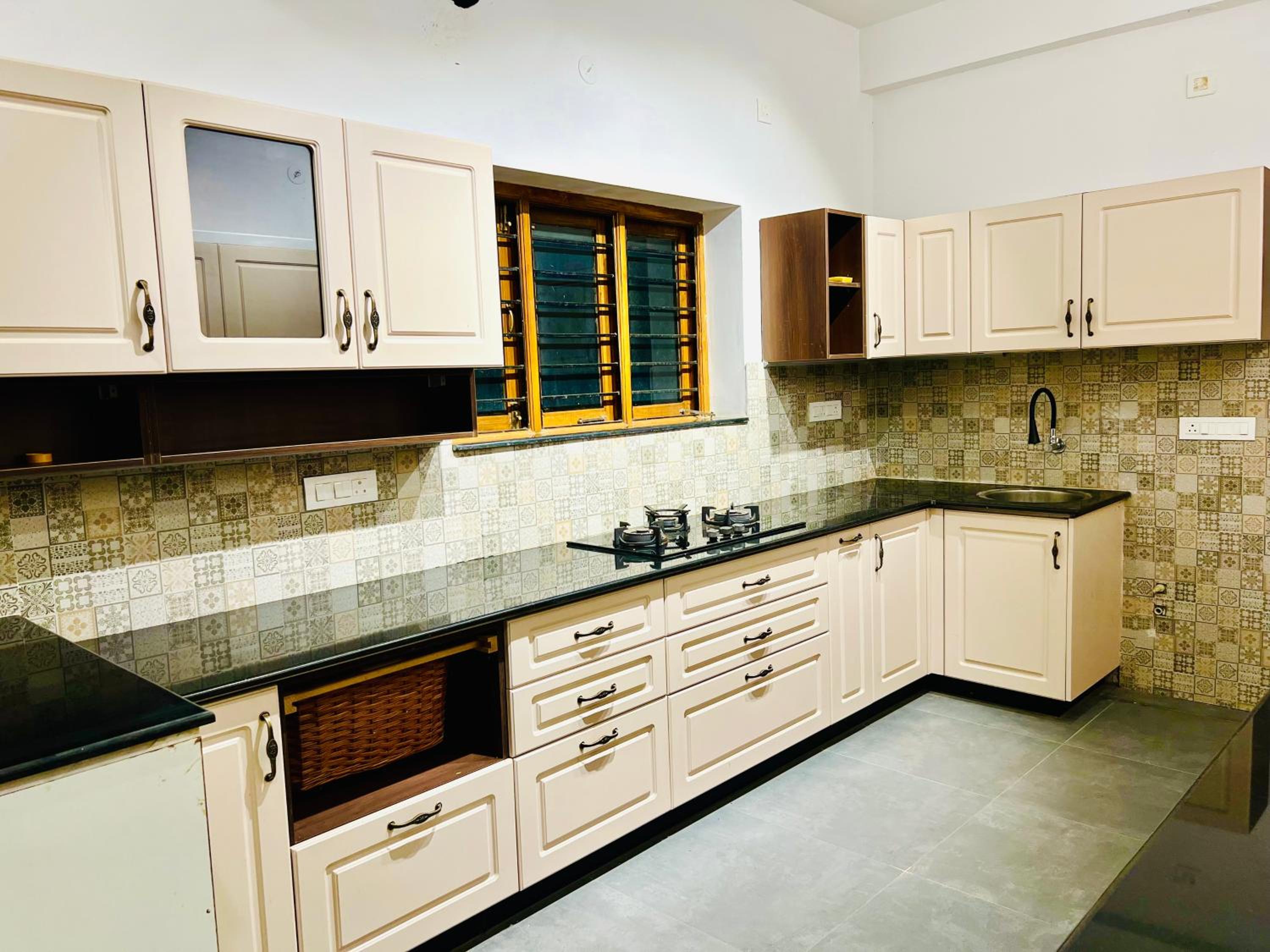 VILLA De OMR, Private Pool Villa at Old Mahabalipuram Road, Chennai view 4