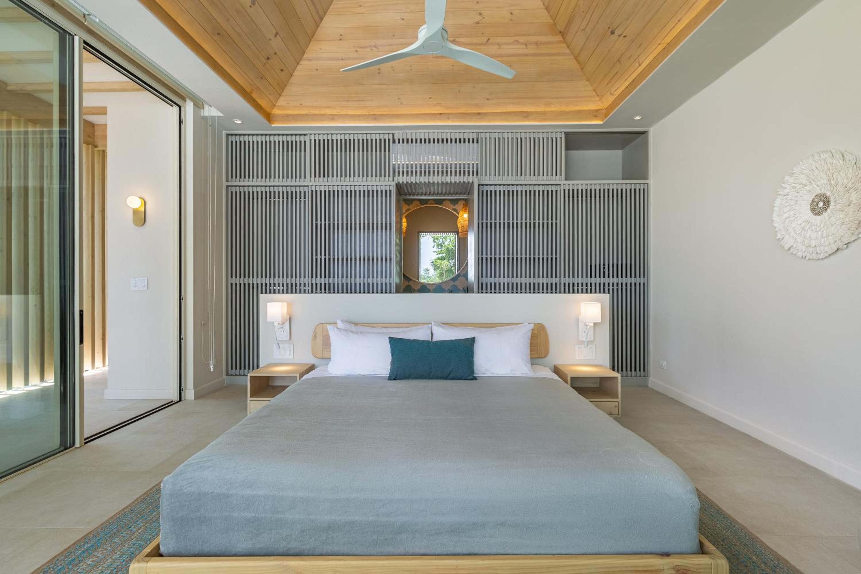 New Beachfront House - Casa Aura