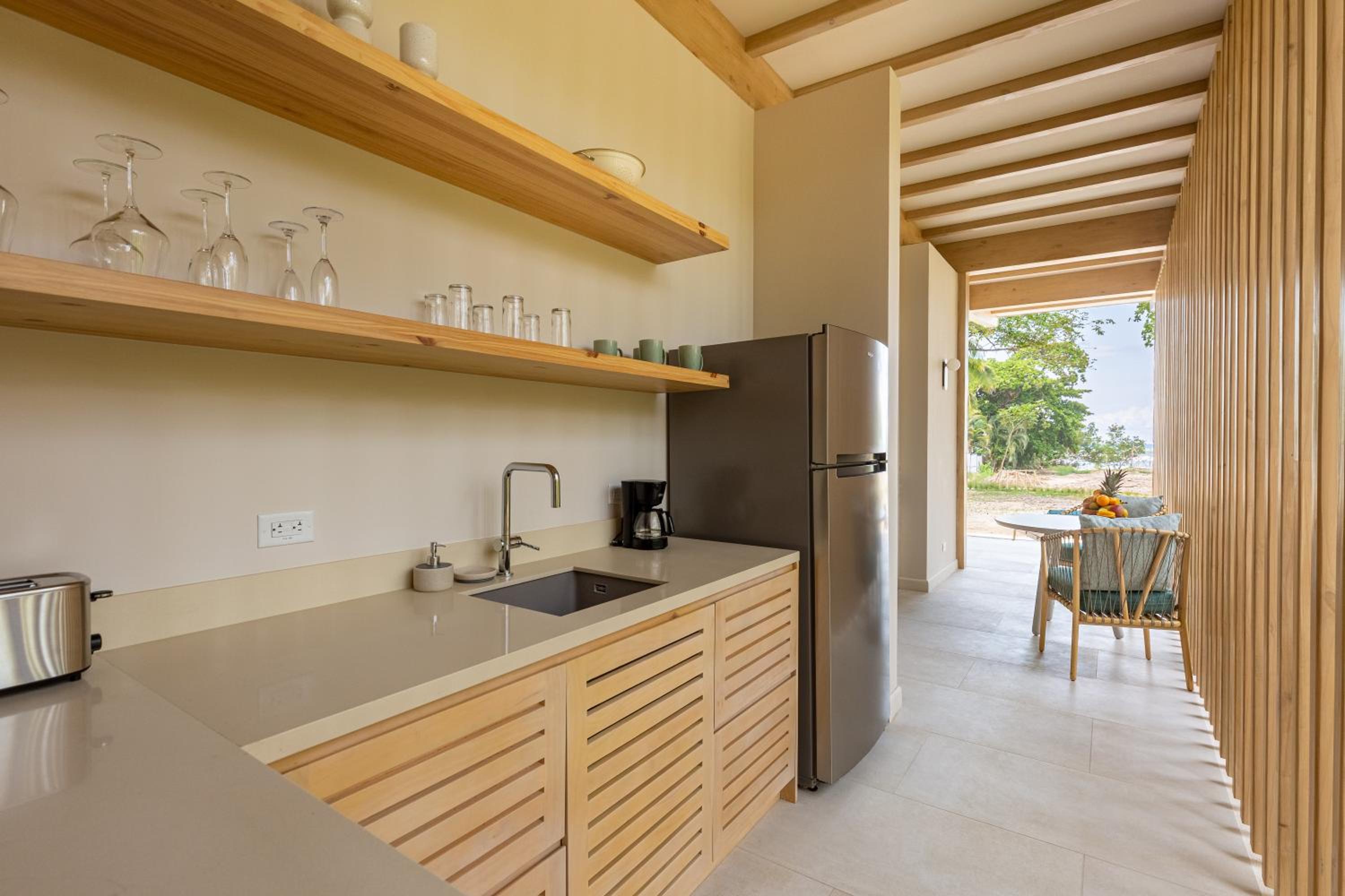 New Beachfront House - Casa Aura