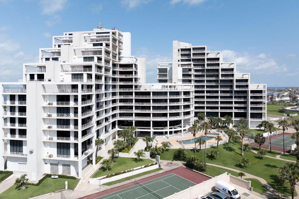 Sunchase IV by South Padre Resort Rentals view 3