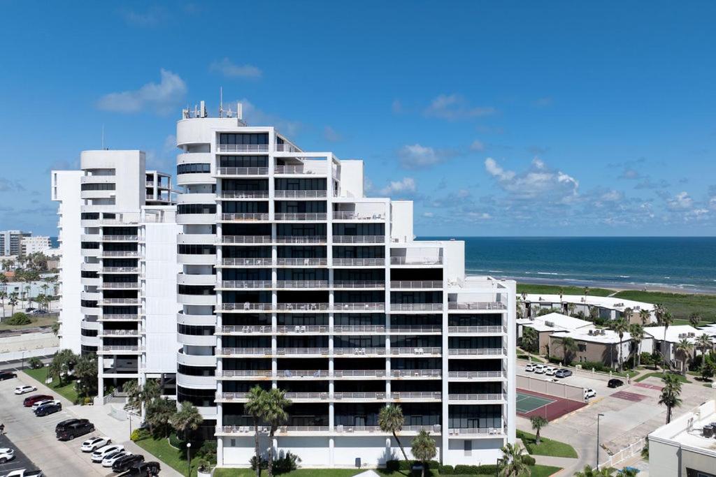 Sunchase IV by South Padre Resort Rentals view 4