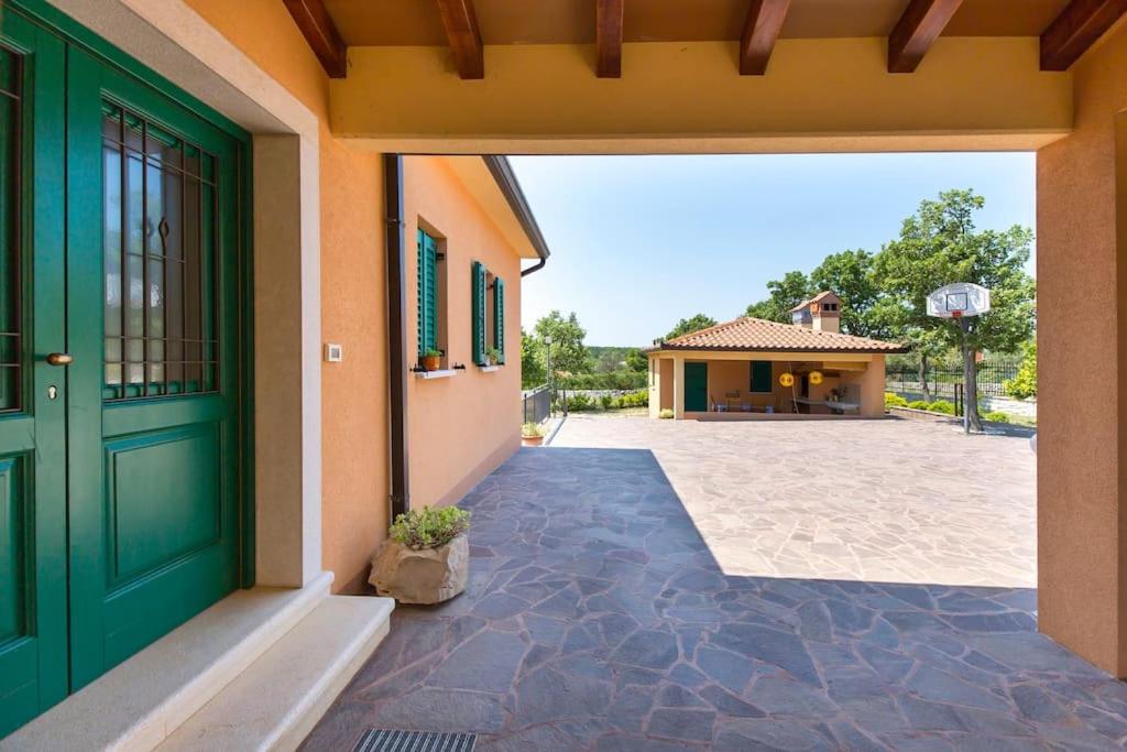 Villa Dani-with big pool 50m2 view 3