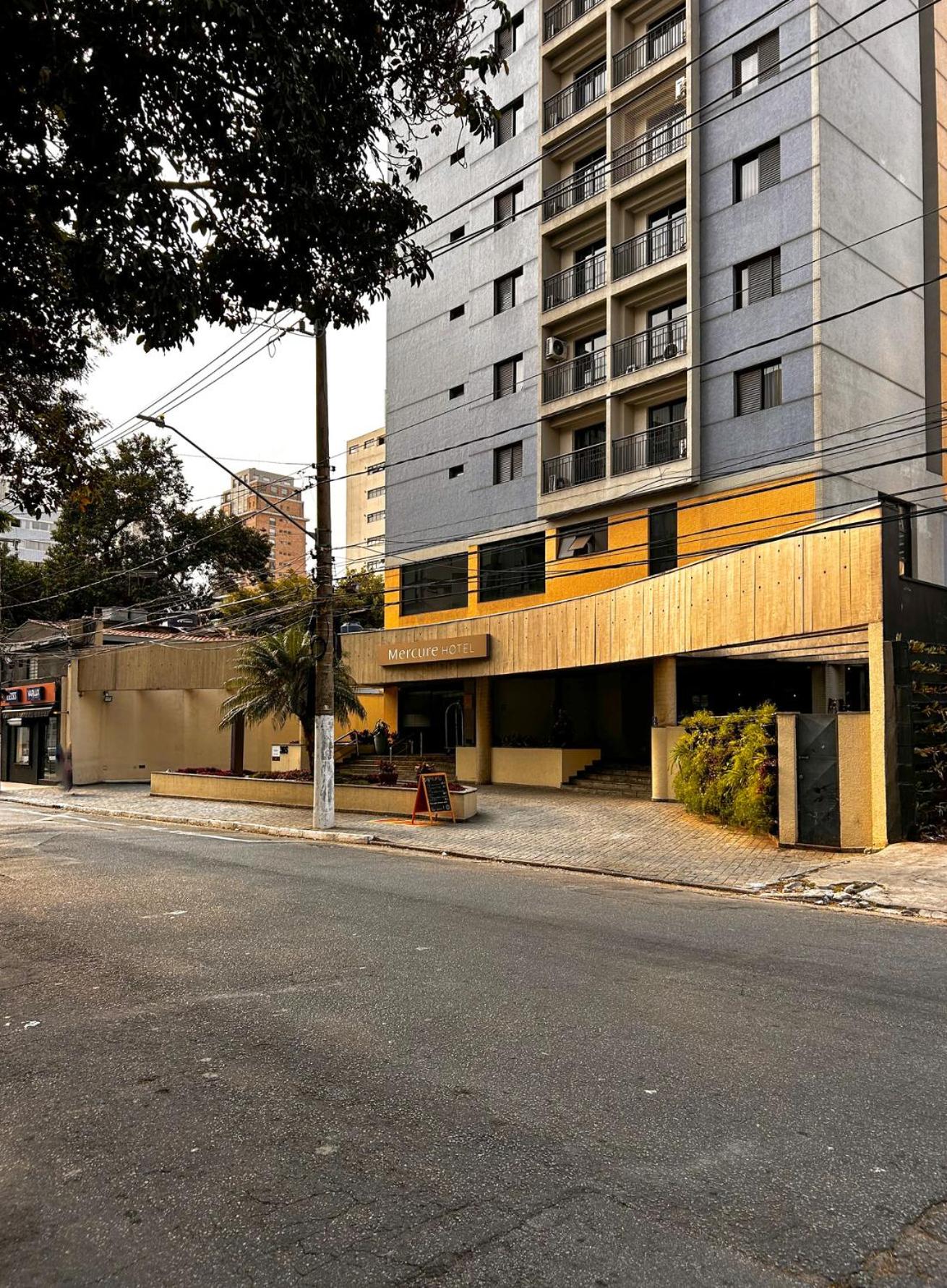 Apart-Hotel com WiFi e boa localizacao em Moema SP
