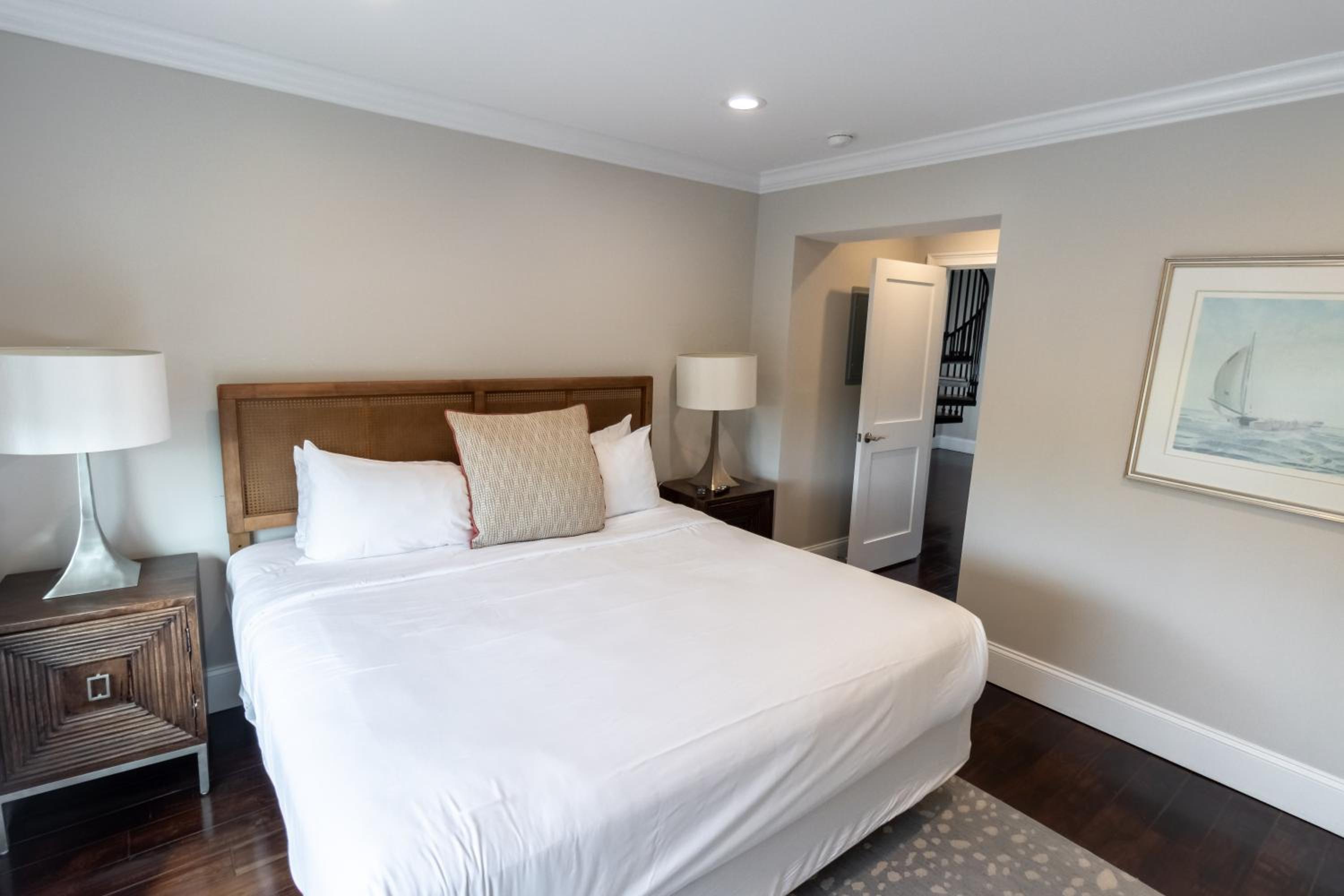 The Newport Lofts - 543 Thames Street