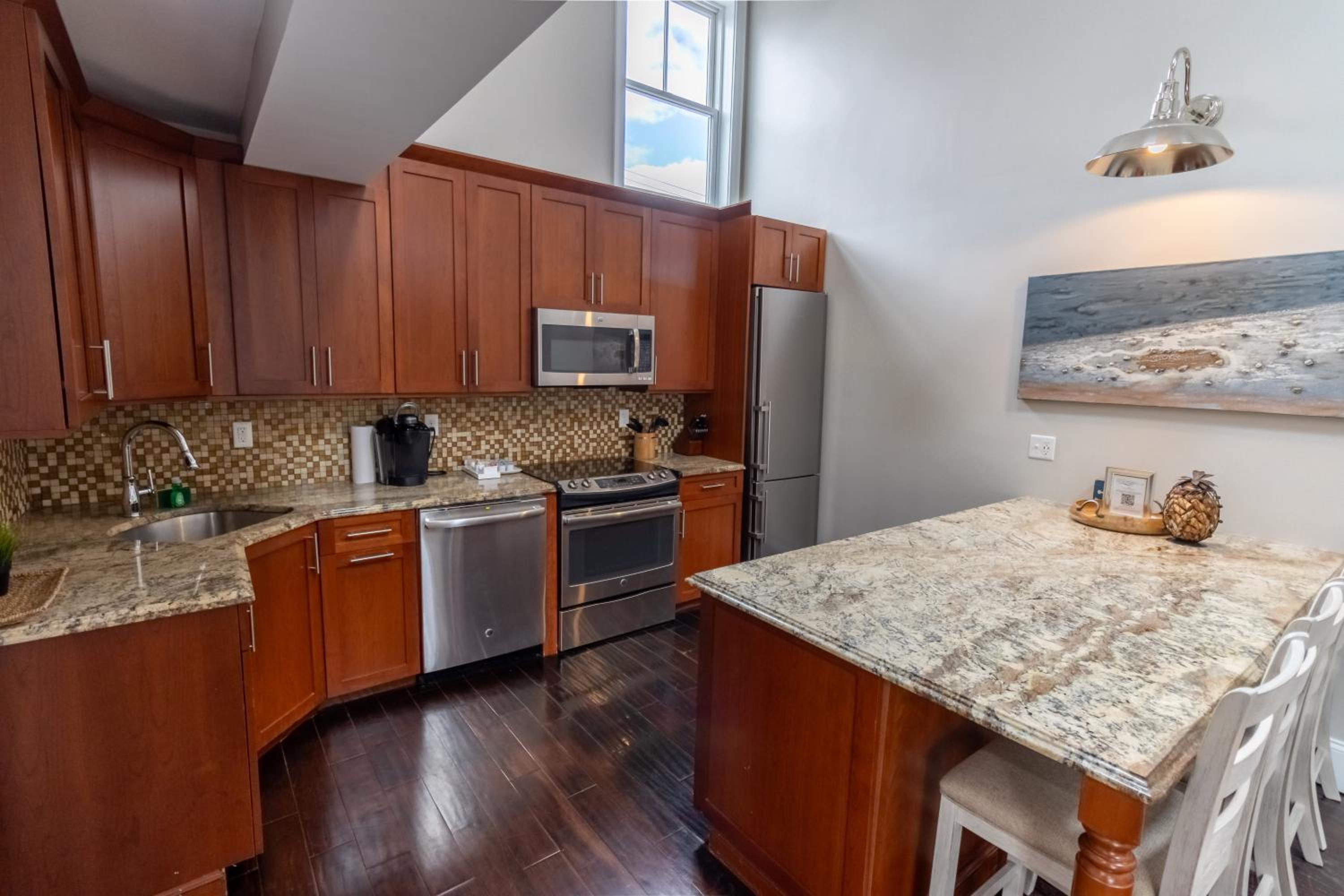 The Newport Lofts - 543 Thames Street