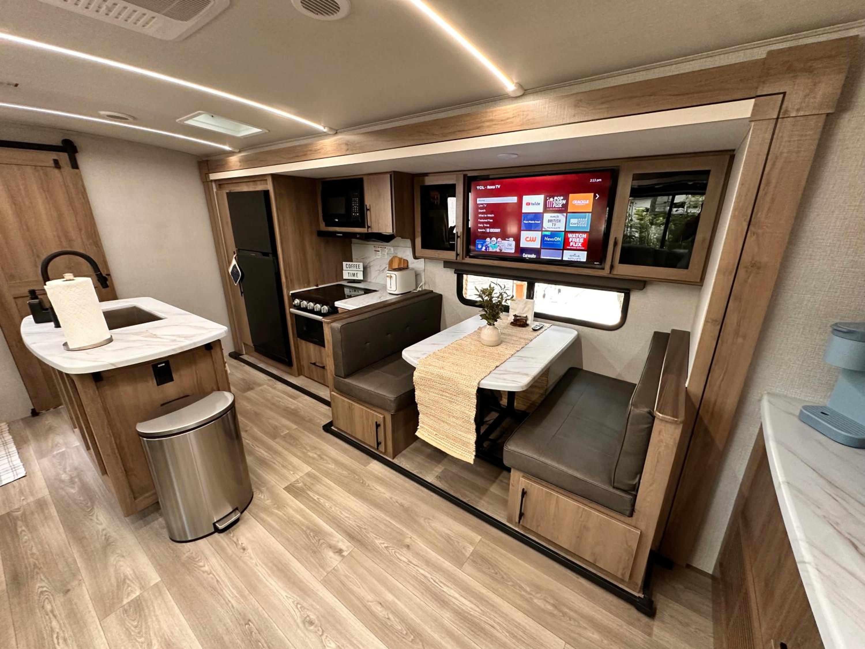 Camper RV in River Ranch - Property Image 23