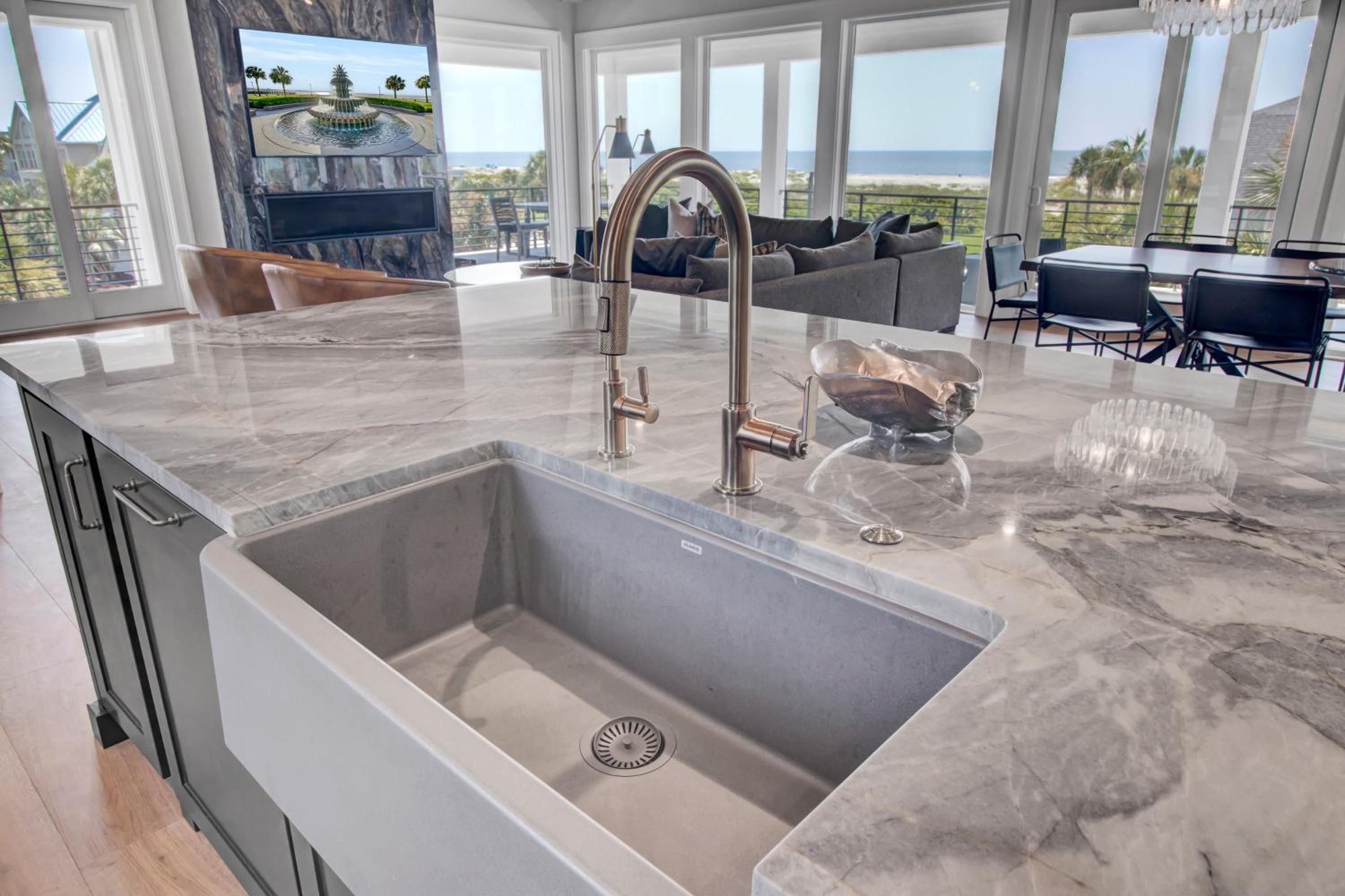 3 47th Avenue by AvantStay Oceanfront Private Pool View