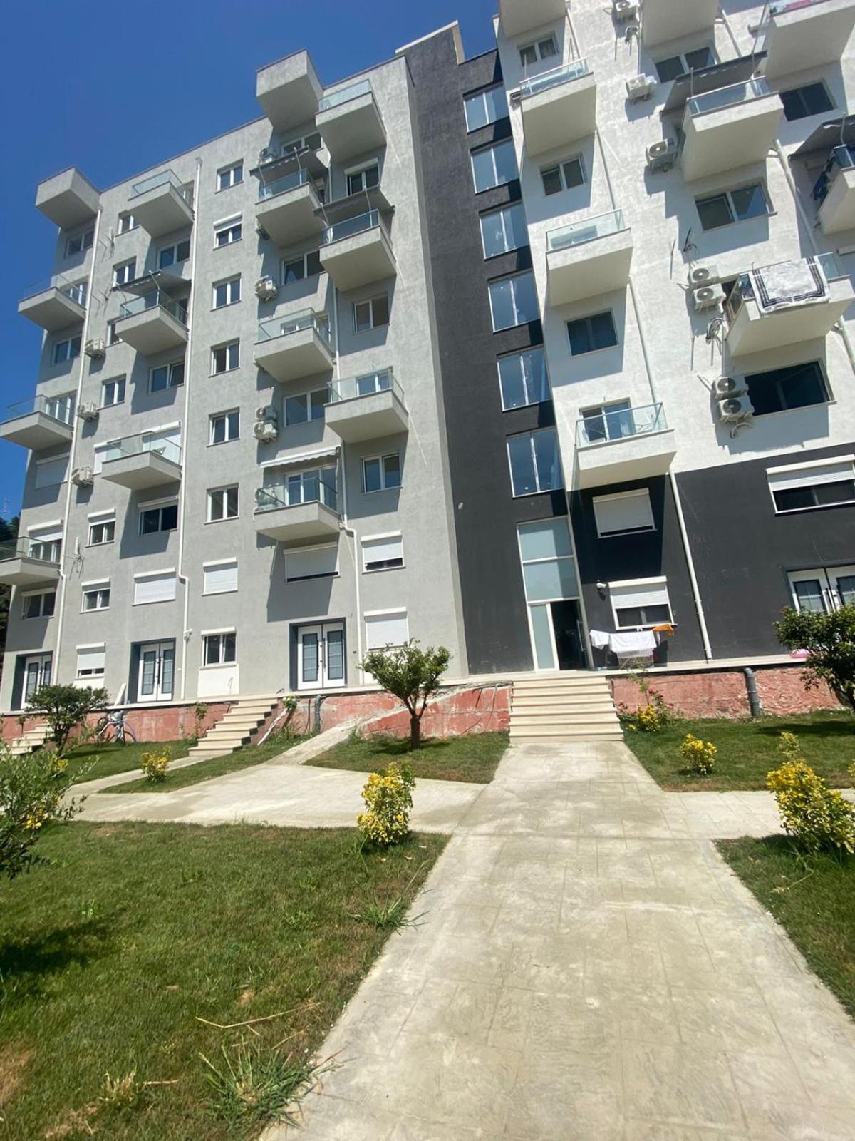 Hira Apartment