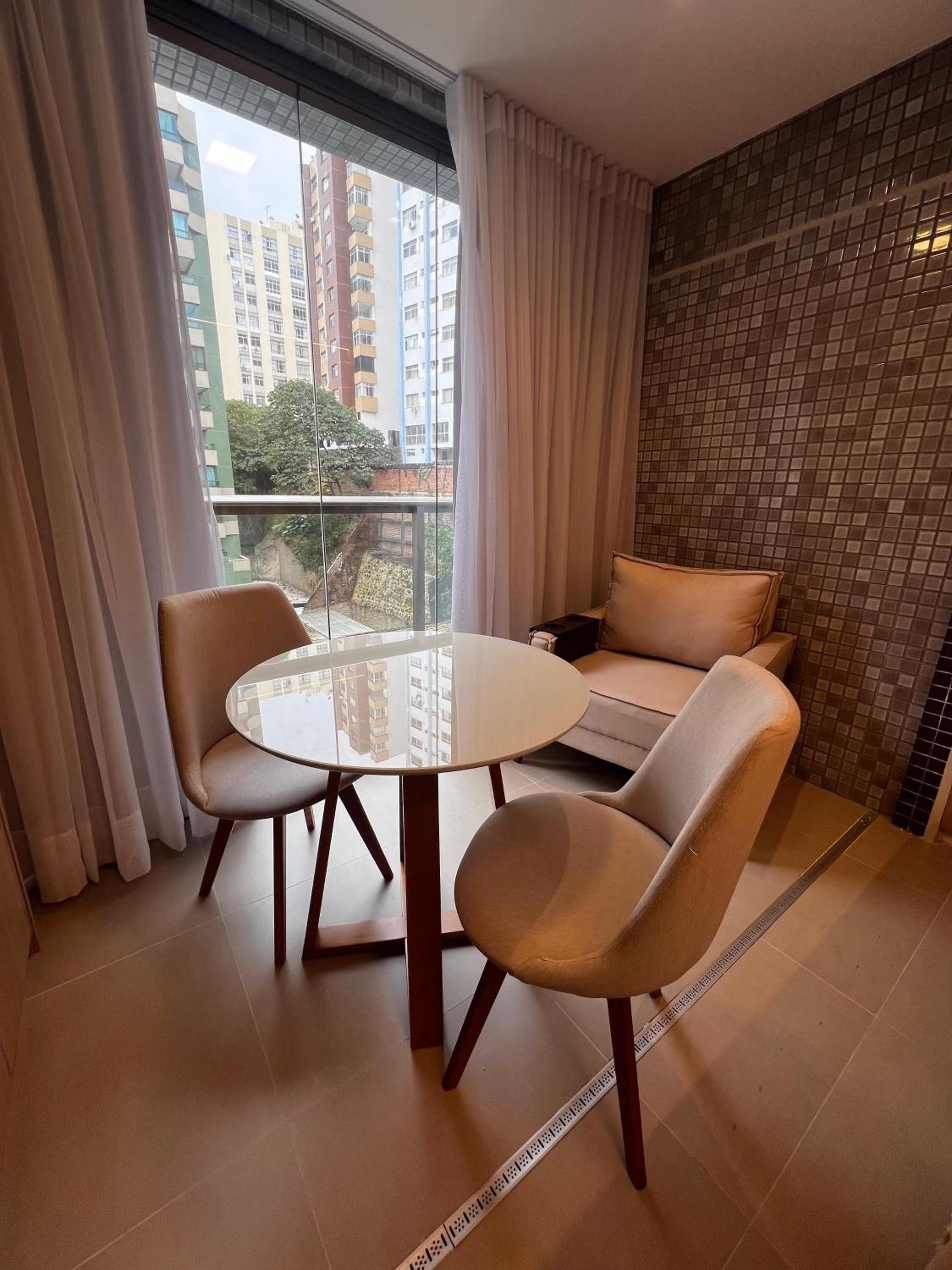 Studio disponível na Barra Salvador Ba