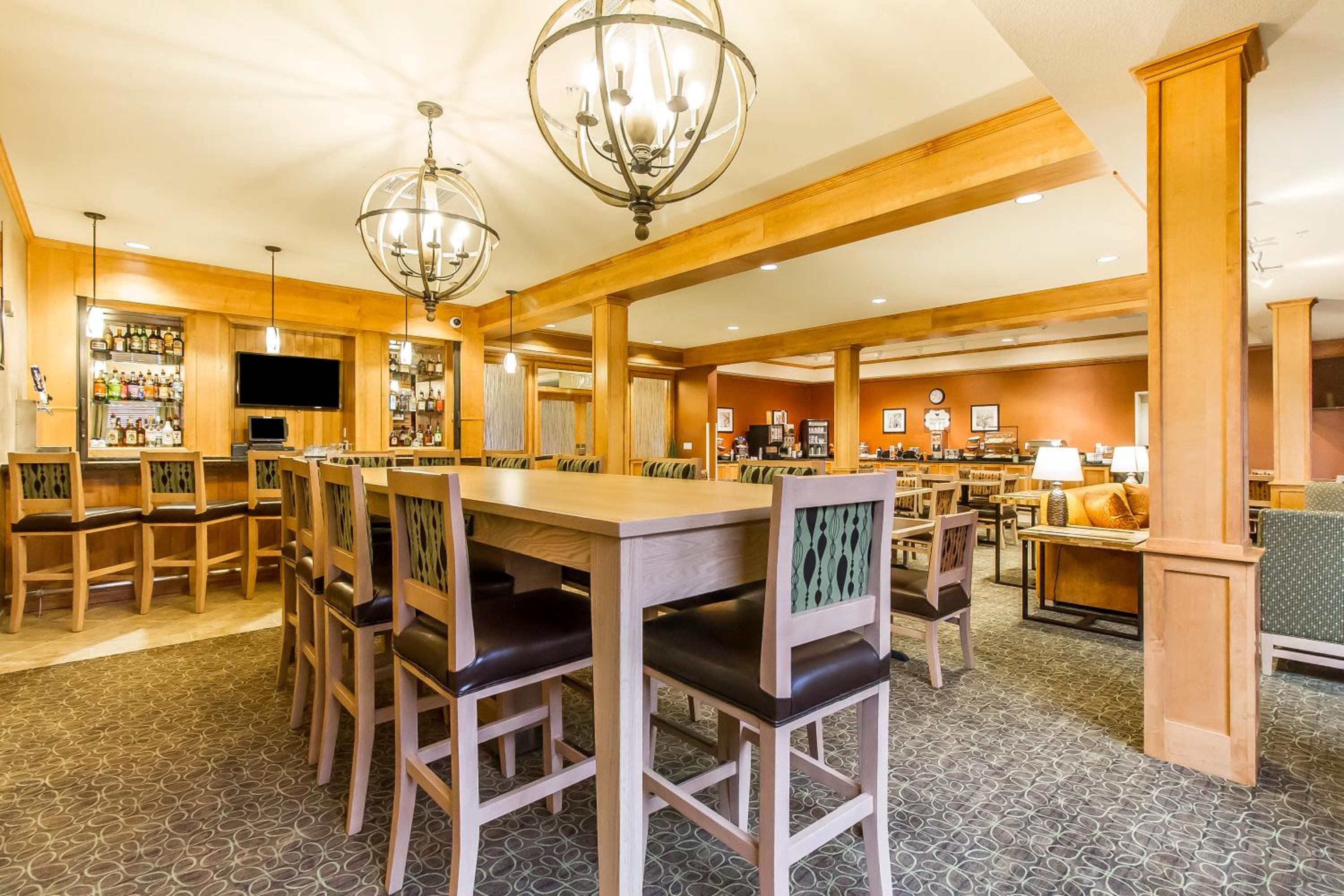 MainStay Suites Stanley, Photo 15