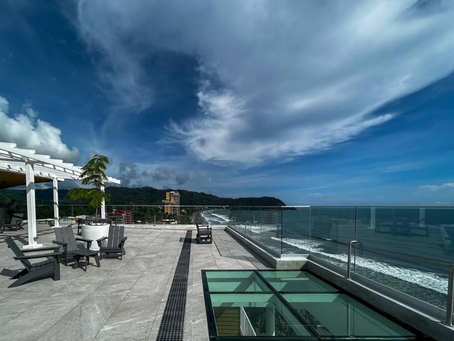 Ocean Front, Luxurious Condo in Downtown Jaco!