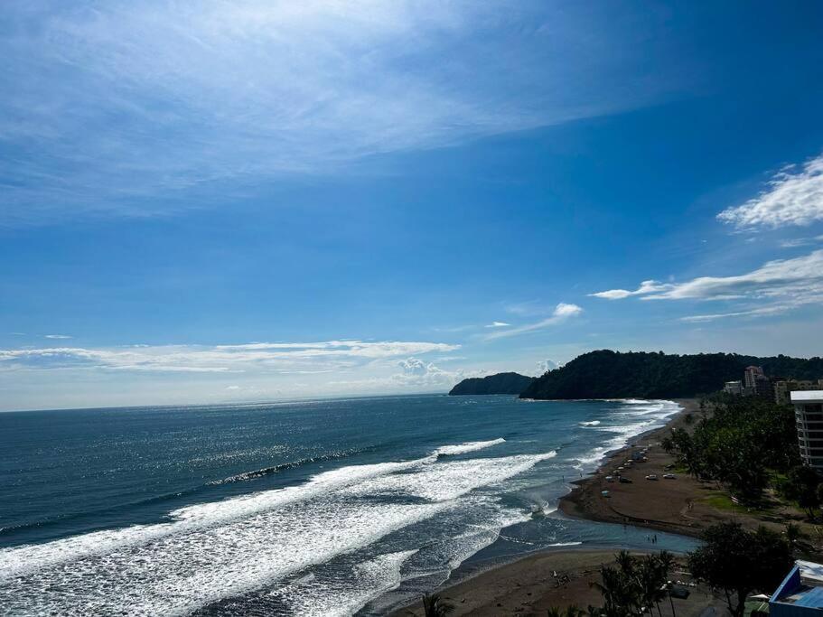 Ocean Front, Luxurious Condo in Downtown Jaco!