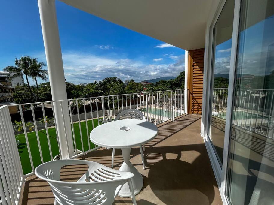 Ocean Front, Luxurious Condo in Downtown Jaco!