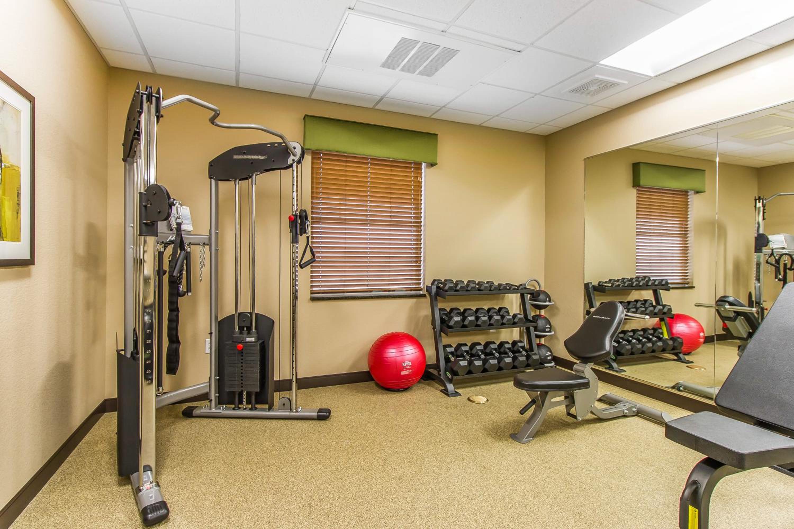 MainStay Suites Stanley, Photo 20
