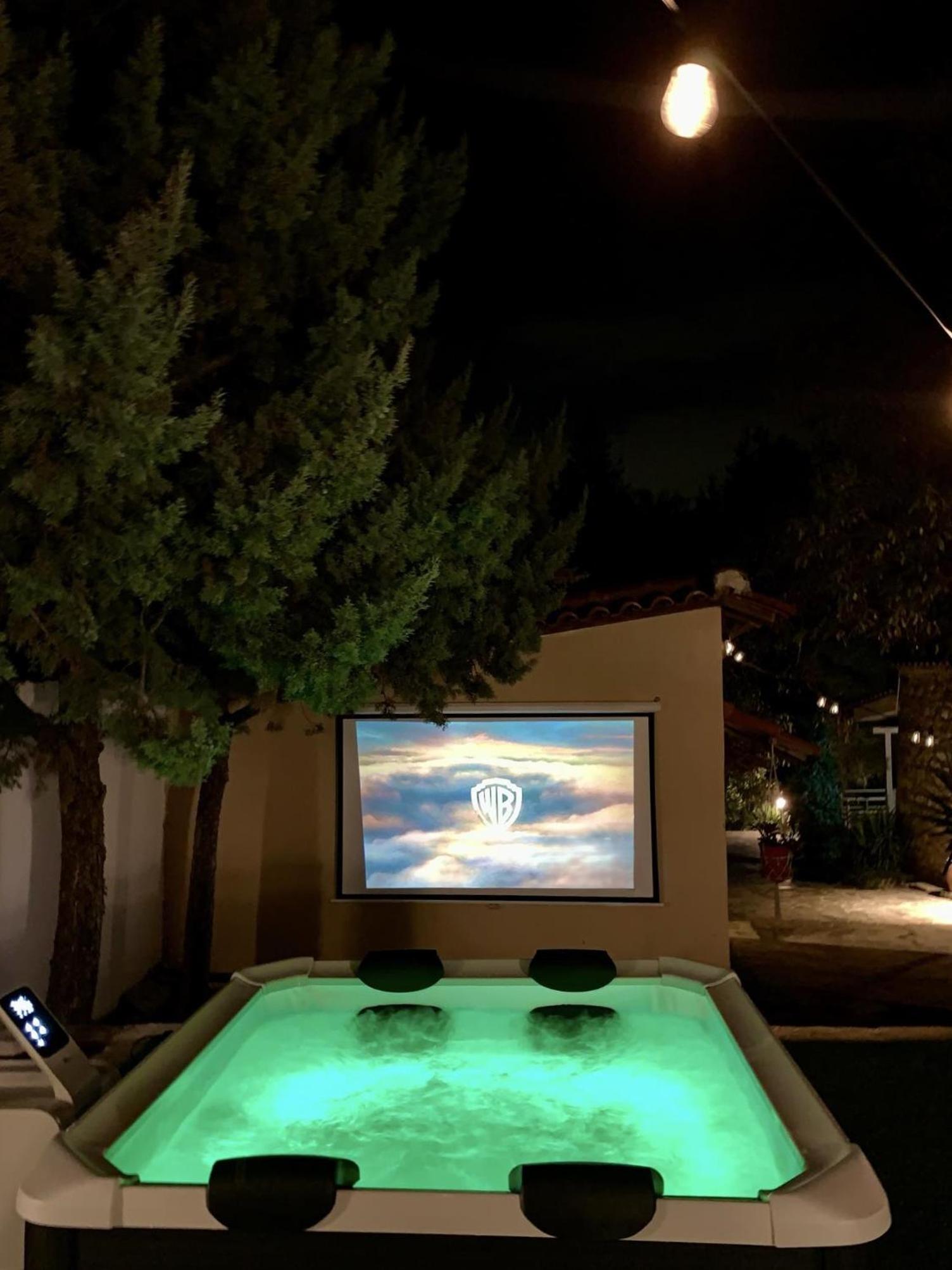 Noir House