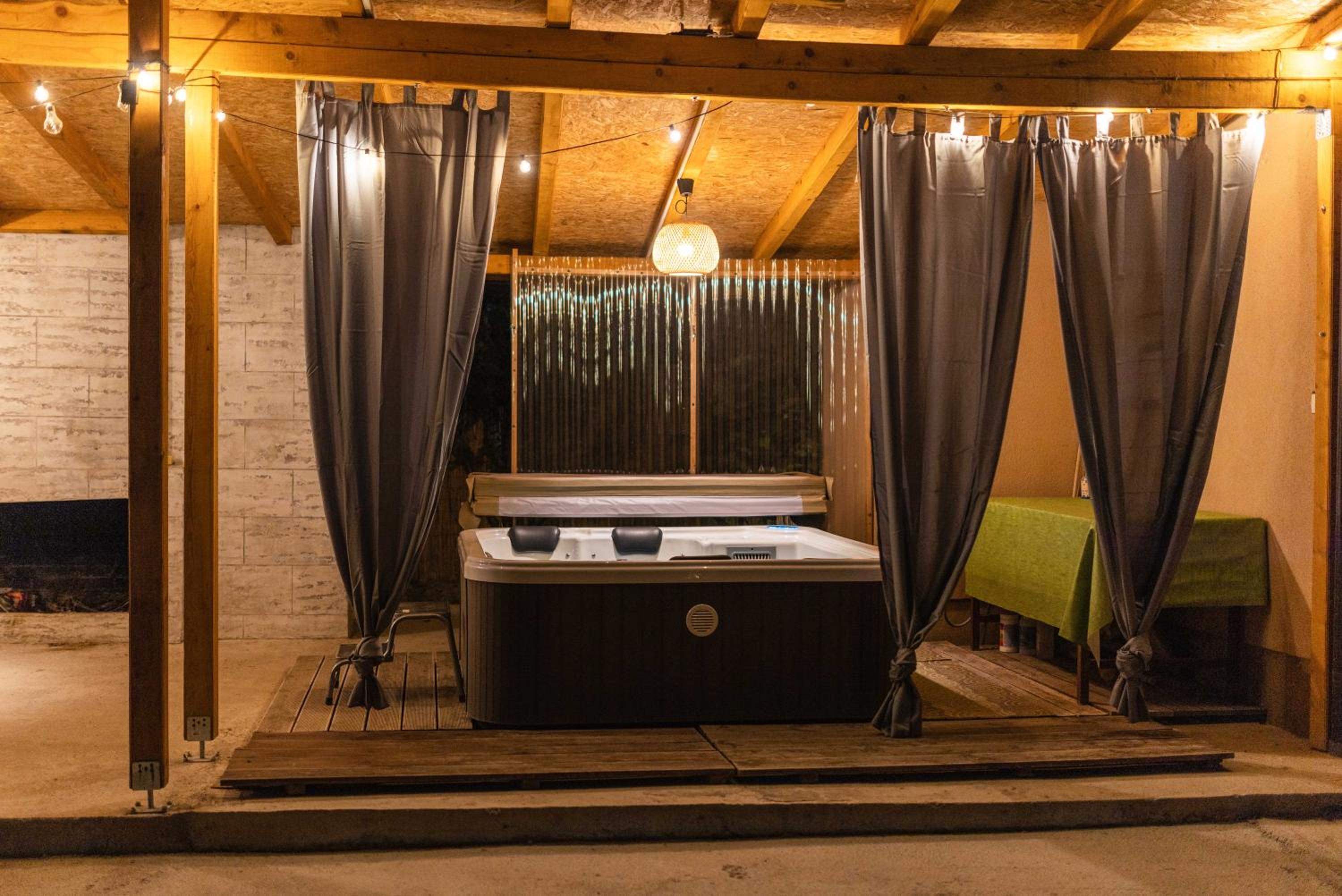 Casa Bella Fruška Gora with HOT TUB view 2