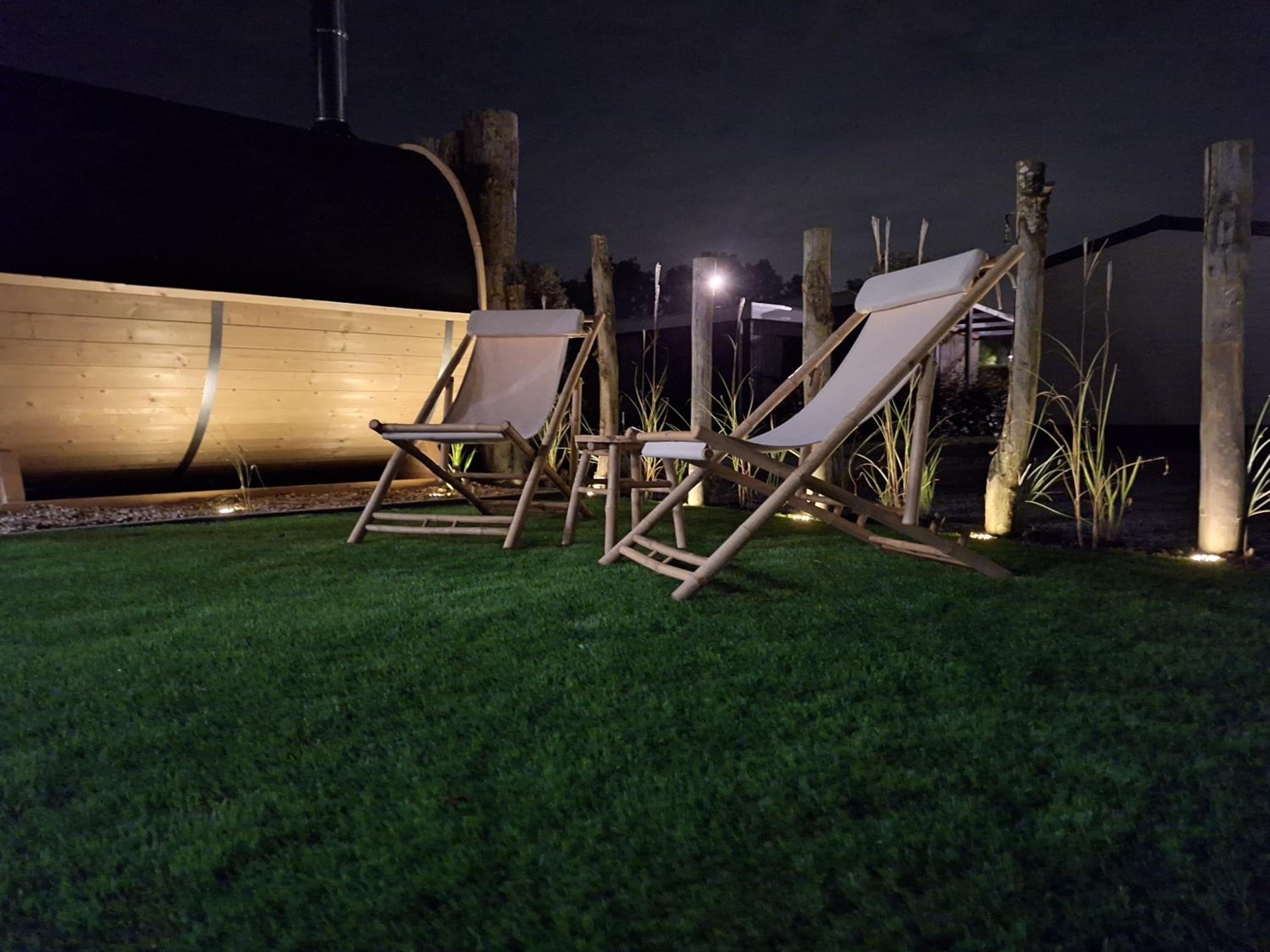 'Relax Lodge Sea' - Wellness lodge in Zeeland - Private Sauna - Airco - Garden - Outdoor Swimming pool - Free Wifi, Towels & Bed linen view 3