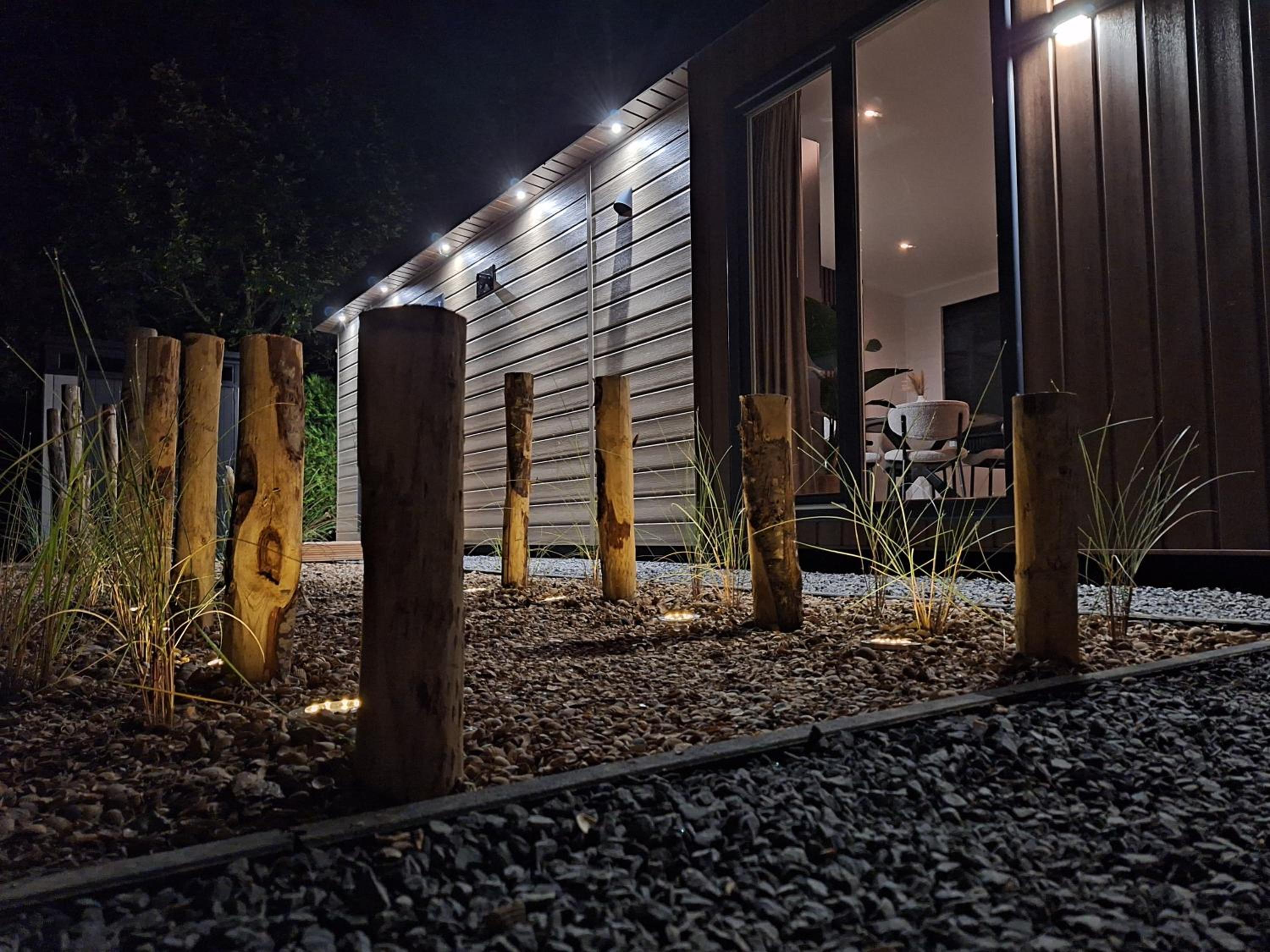 'Relax Lodge Sea' - Wellness lodge in Zeeland - Private Sauna - Airco - Garden - Outdoor Swimming pool - Free Wifi, Towels & Bed linen view 4