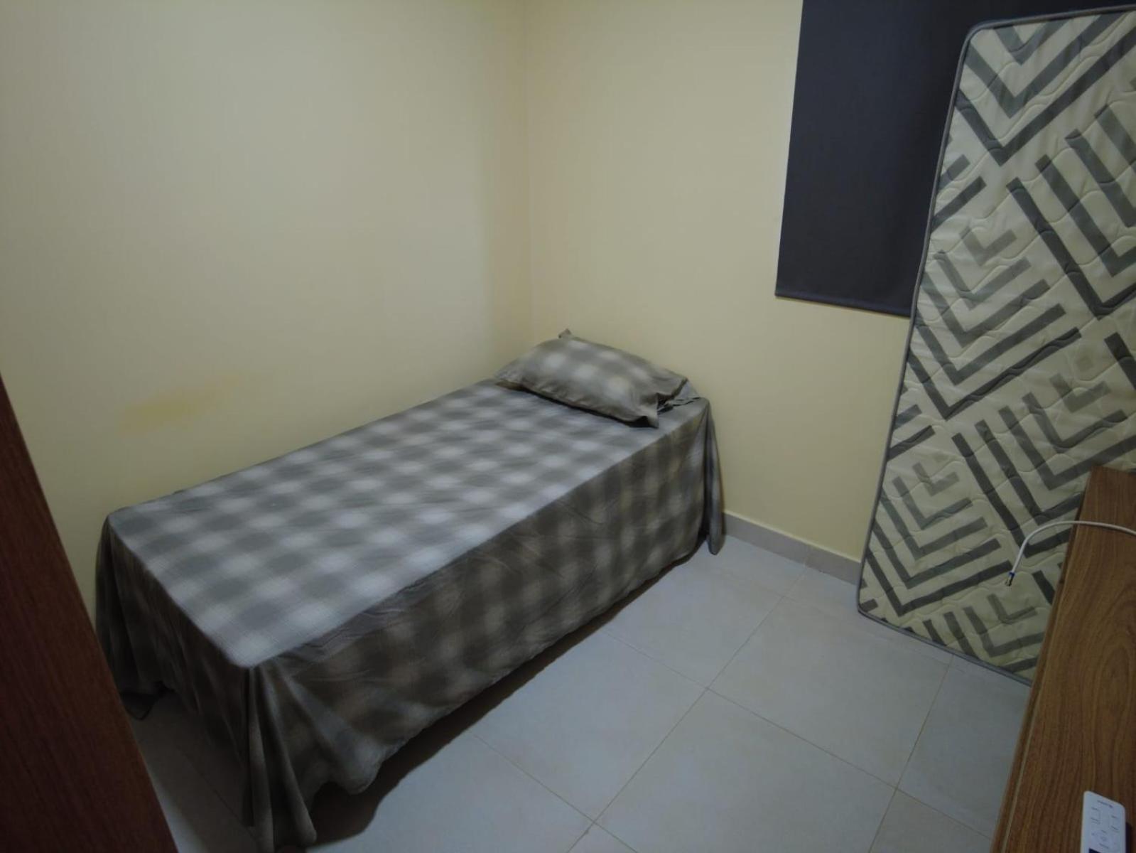 Apartamento no Bessa, bem localizado - 700 metros da praia