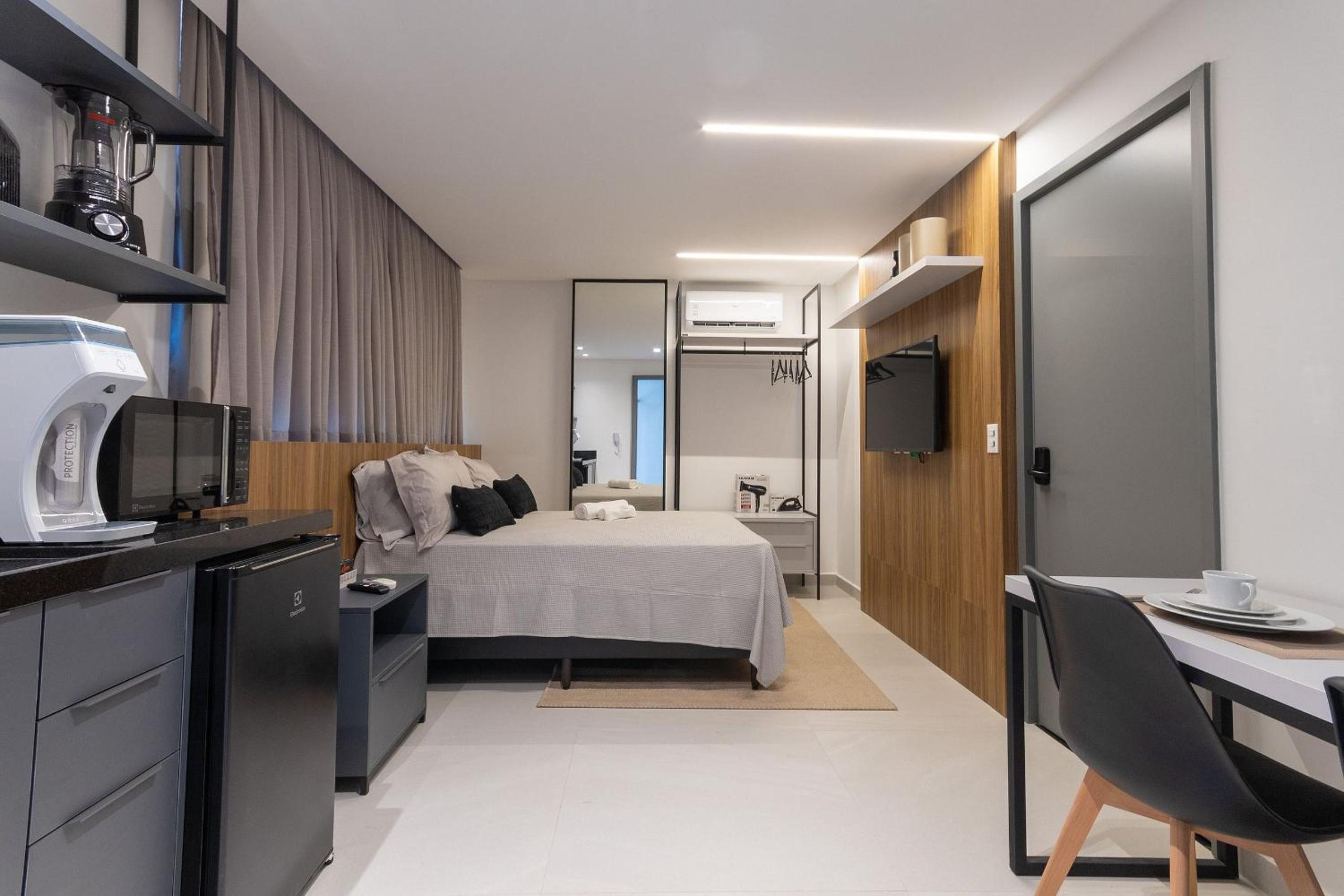 Breeze Residence #201 - Pé na Areia por Carpediem