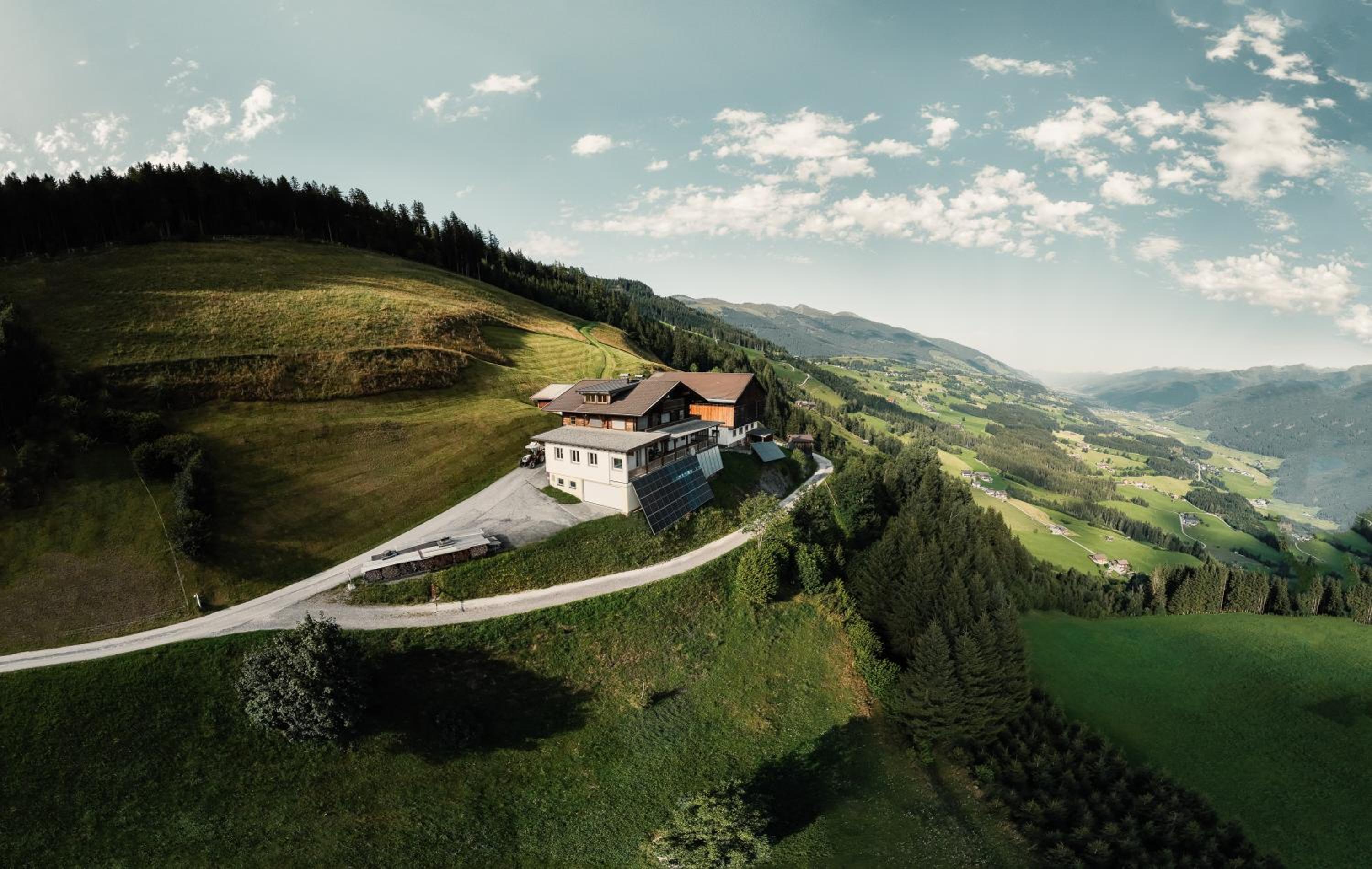 PETER'S - Bergbauernhof mit Weitblick