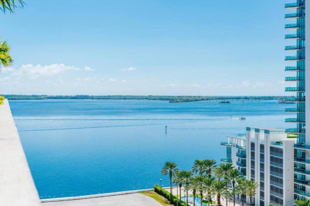 Luxury 36th Floor Suite, 2 Bedrooms & 3 Beds, 1 King, 1 Queen, Balcony w Sea View, Free Parking