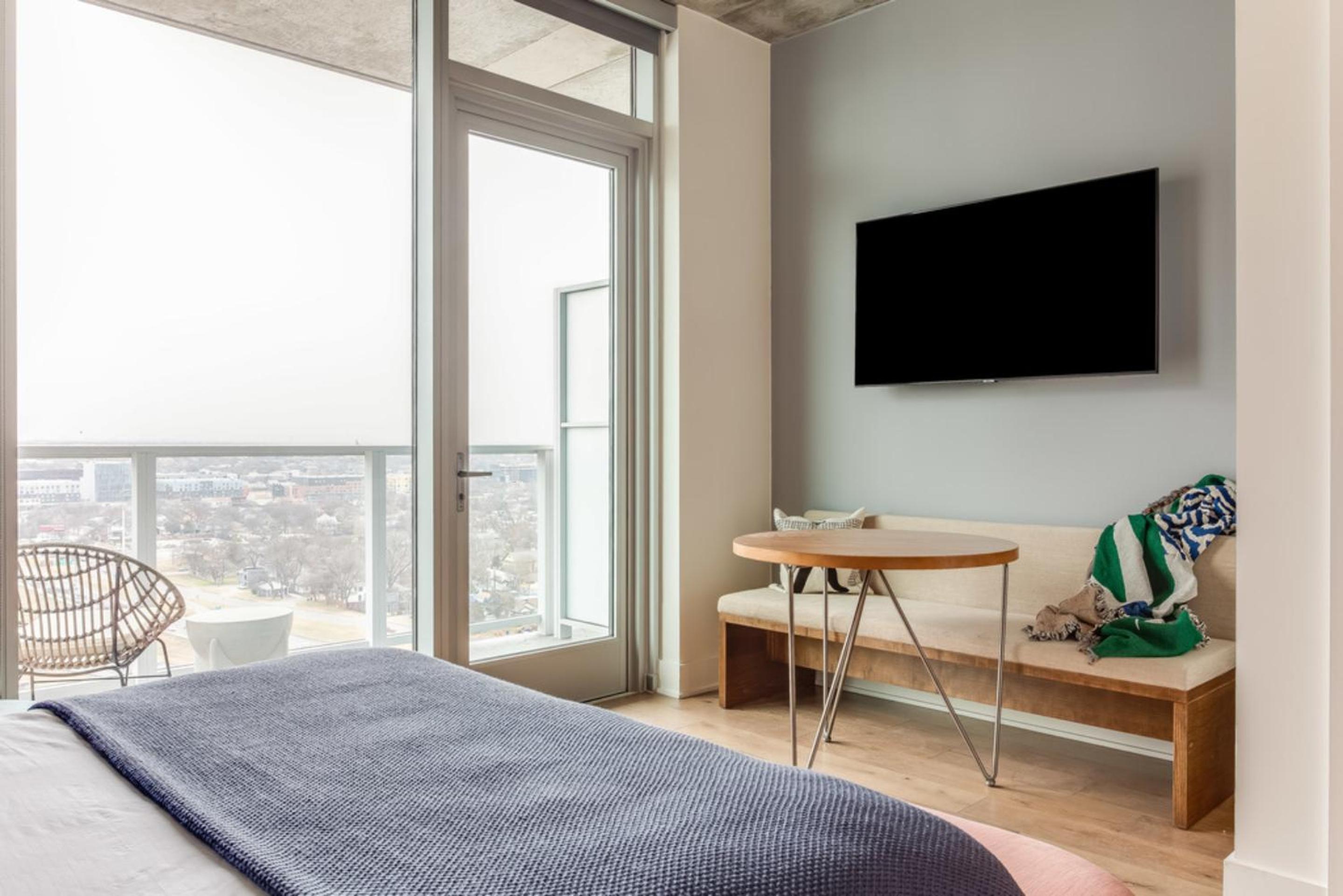 The Natiivo by AvantStay Modern High-Rise with Rooftop Pool & Skyline Views