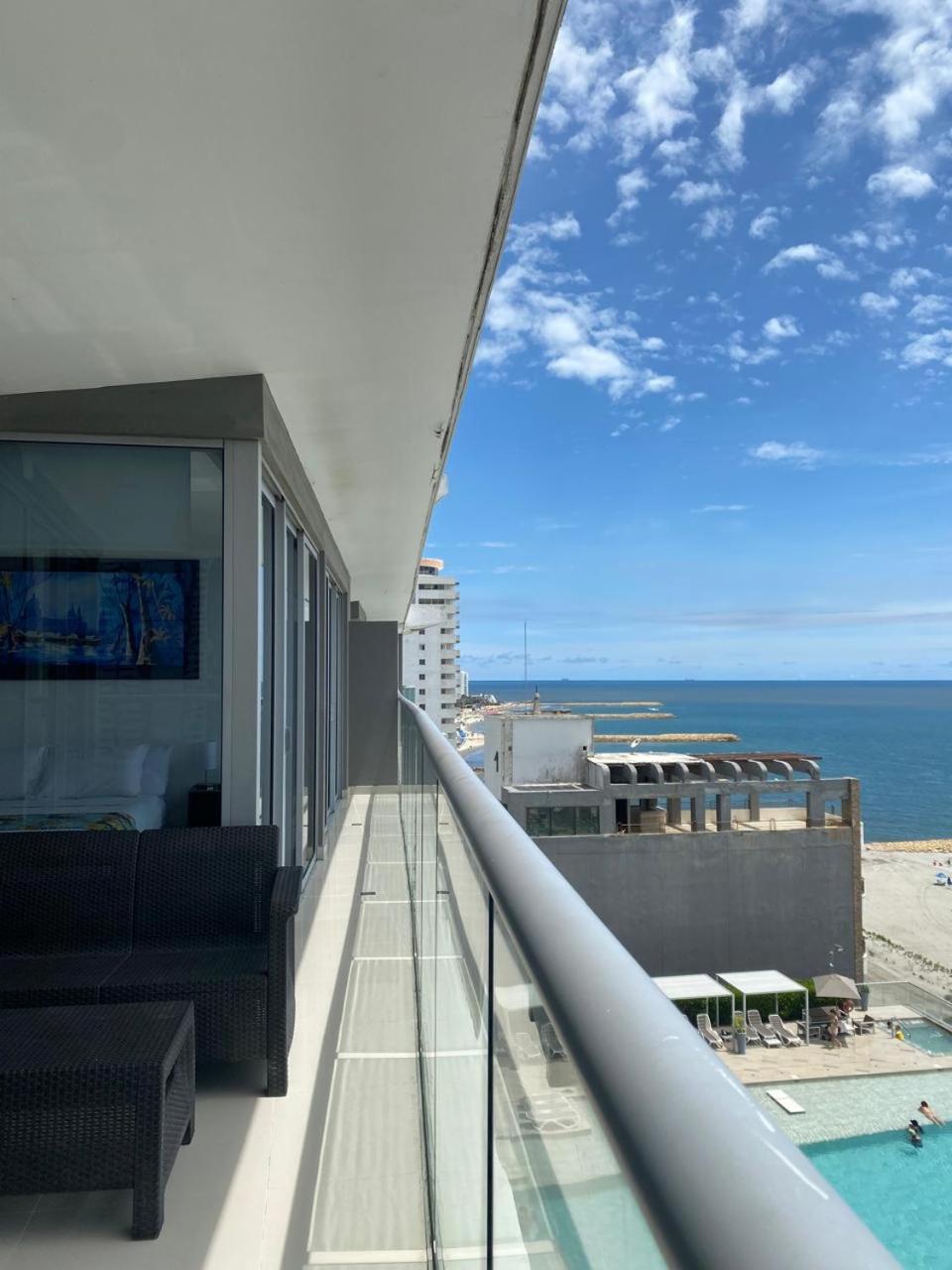 Apartamentos frente al mar en Morros City