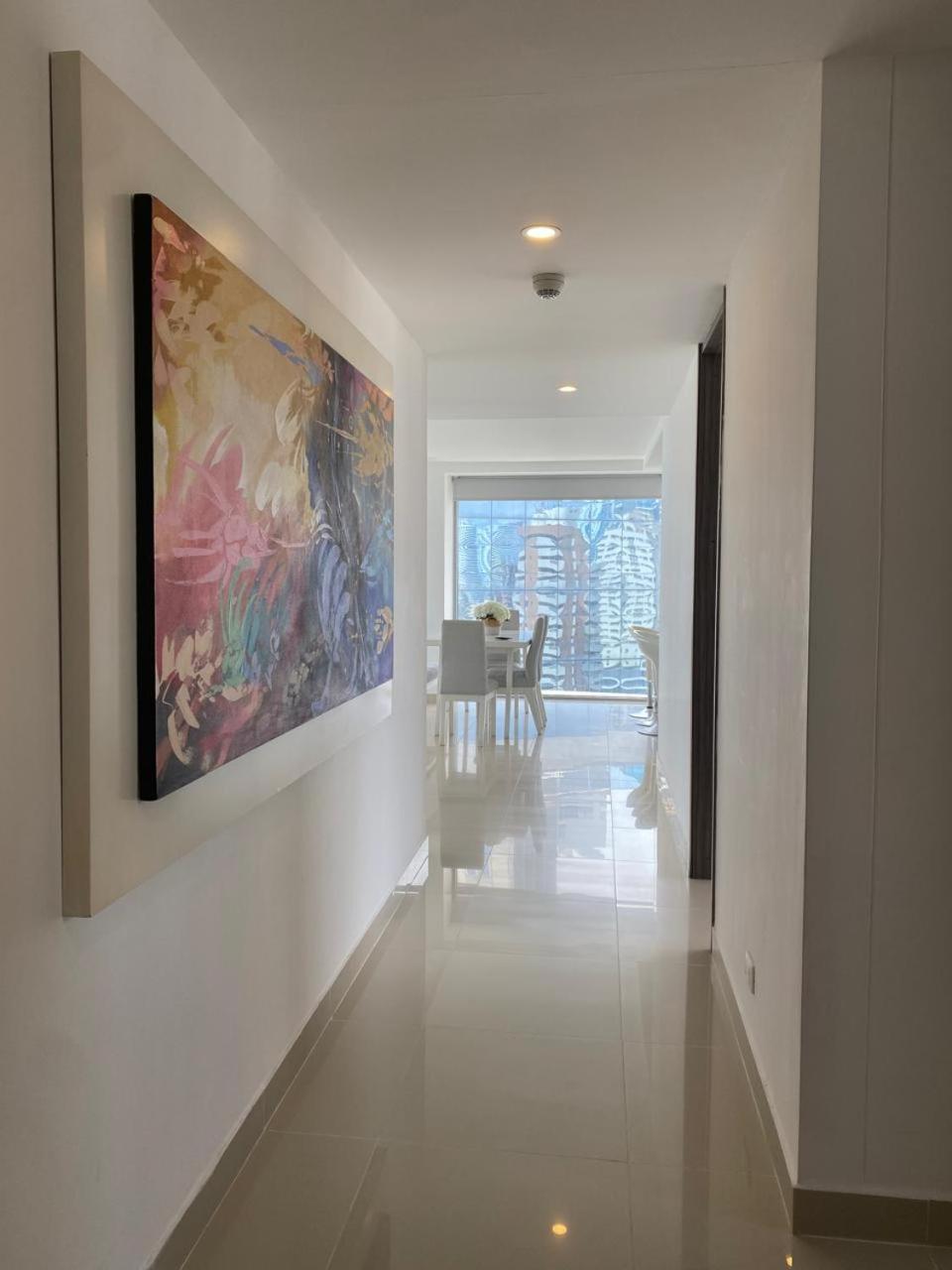 Apartamentos frente al mar en Morros City