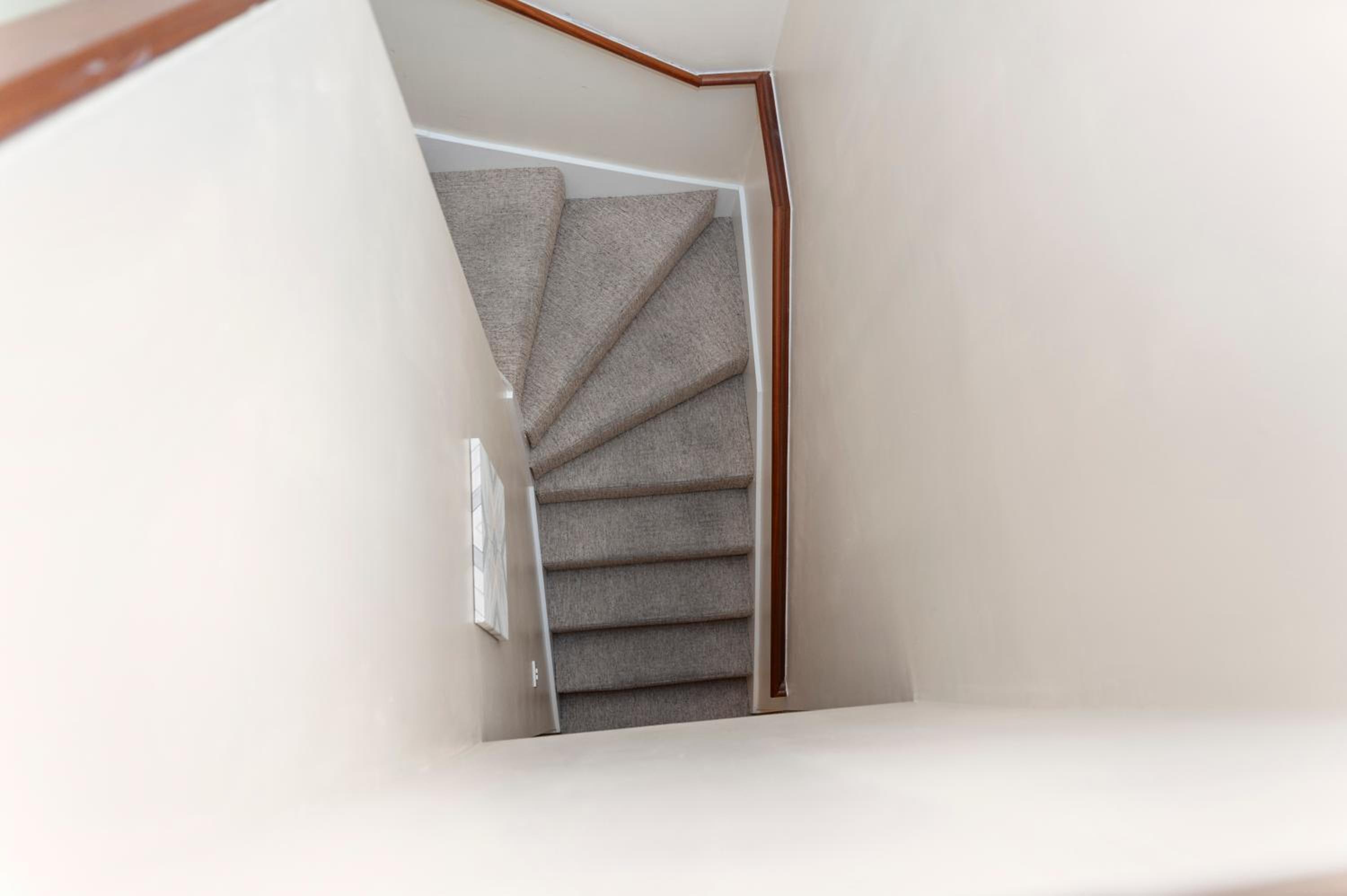 Comfy Apartment 5 min walk to Barking Station view 2