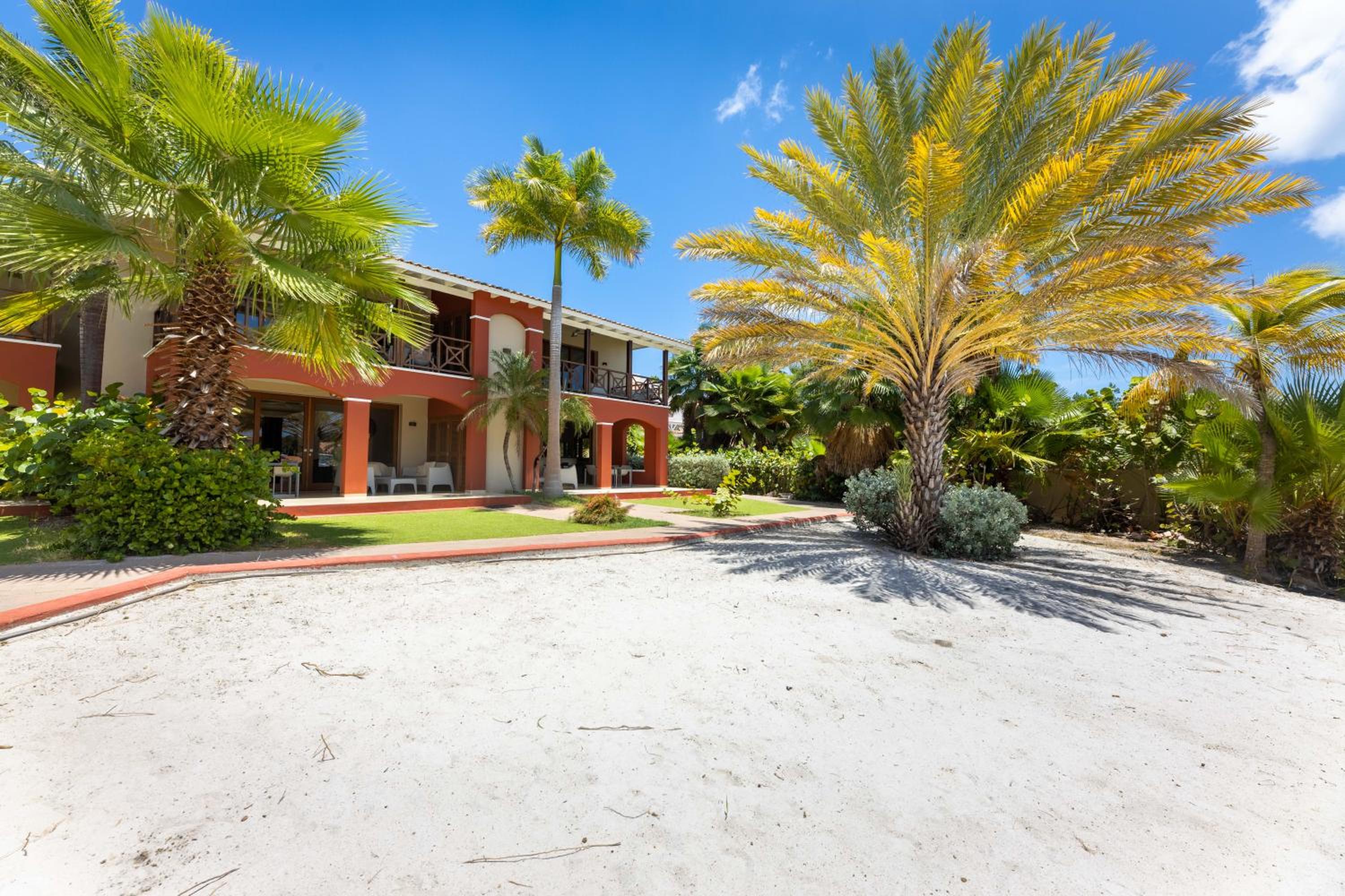 Spanish Water Apartments - La Maya Resort at Jan Thiel