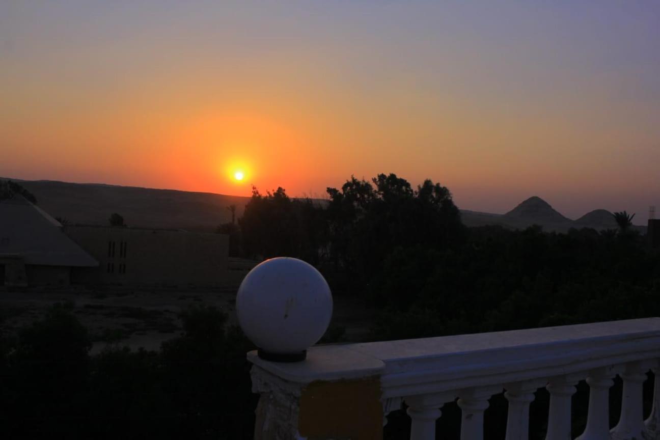 Sakkara pyramid inn hotel