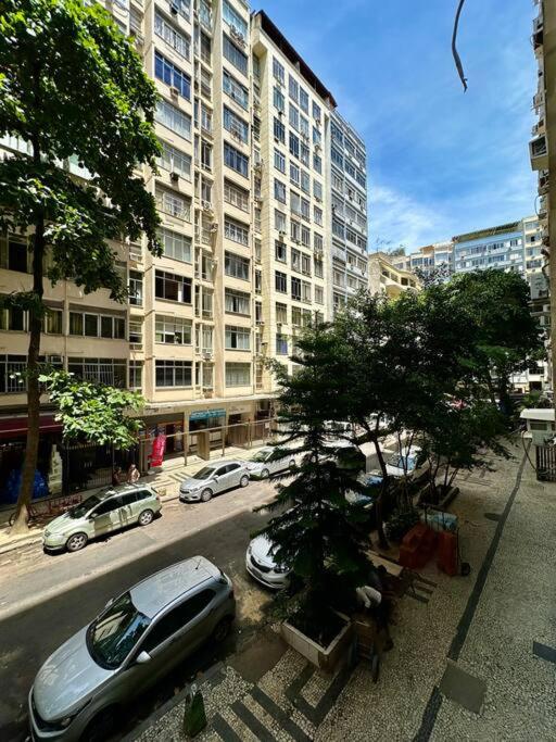 Estudio moderno e confortável a 250m da praia e metro