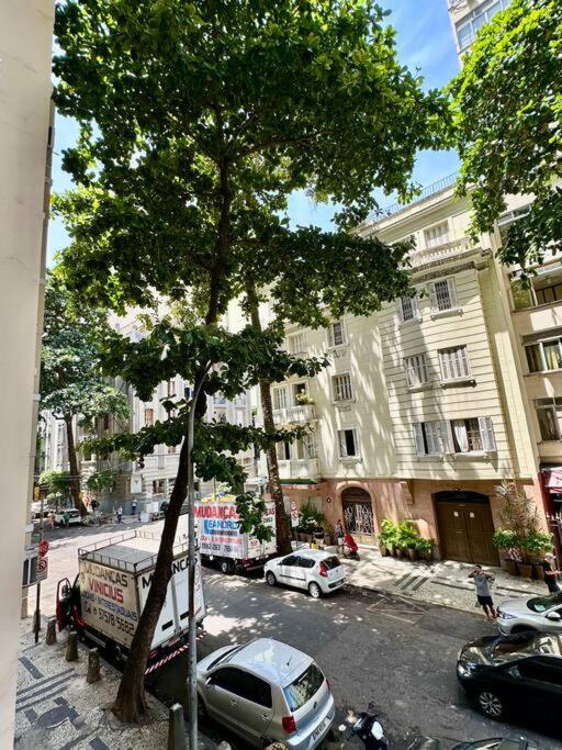 Estudio moderno e confortável a 250m da praia e metro