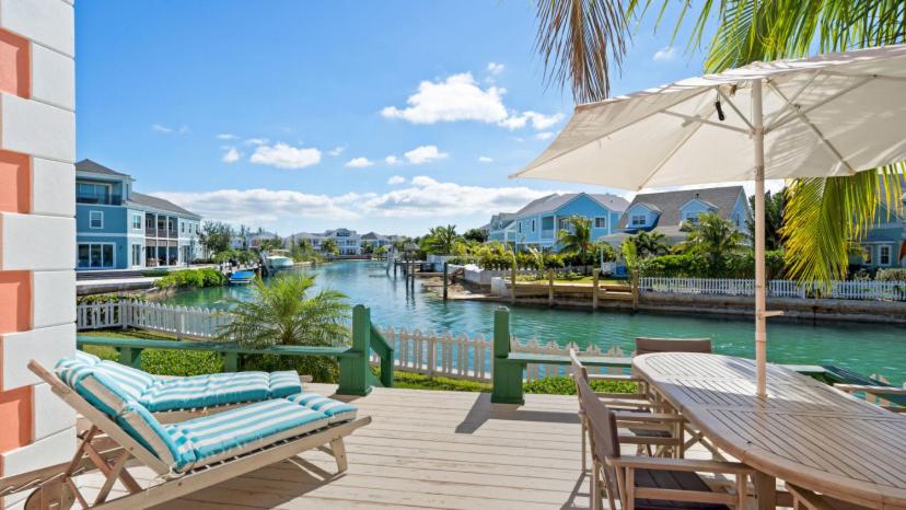 Sweet Canal in Paradise Bahamas