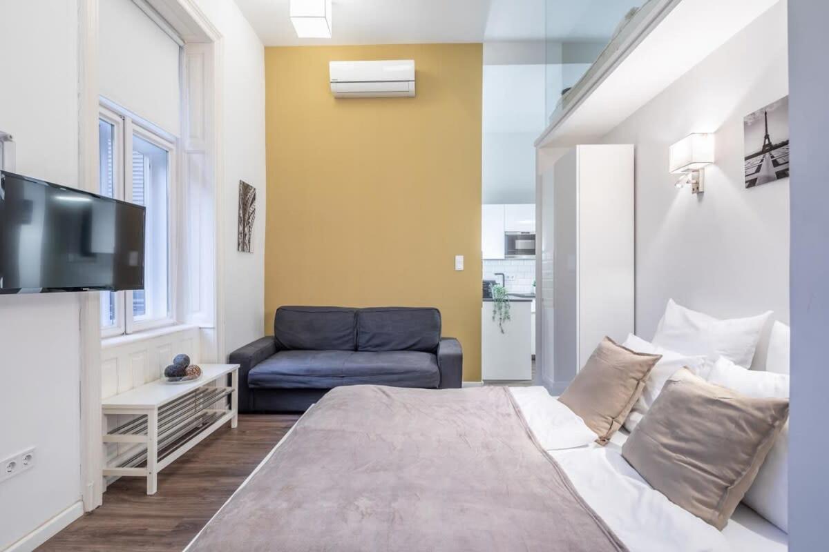 Charming apartment at central location view 2
