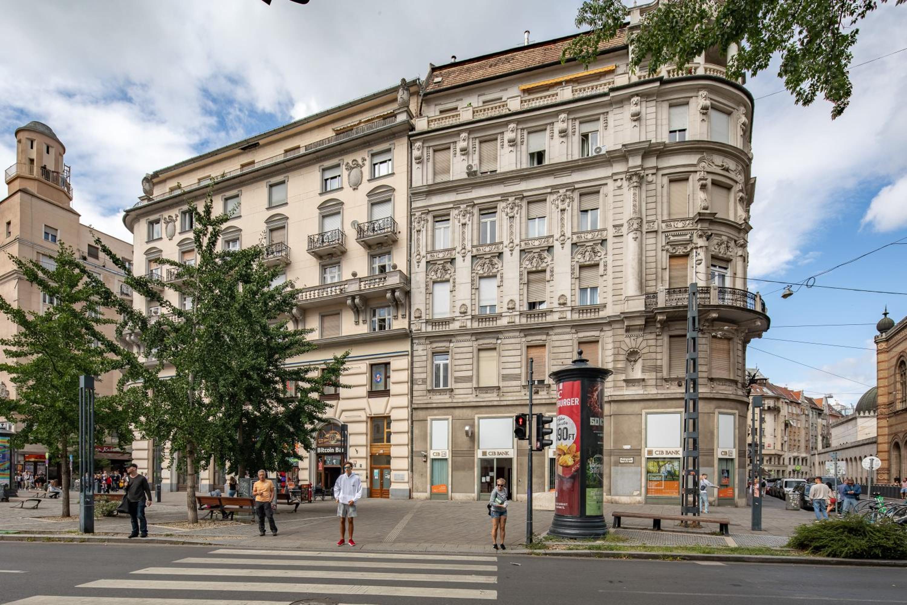 Ultra Central Luxury