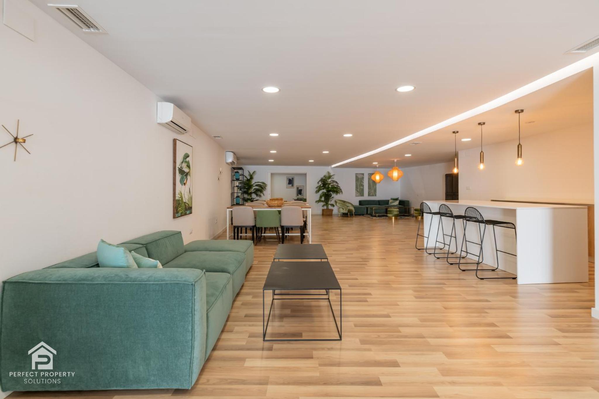 lounge