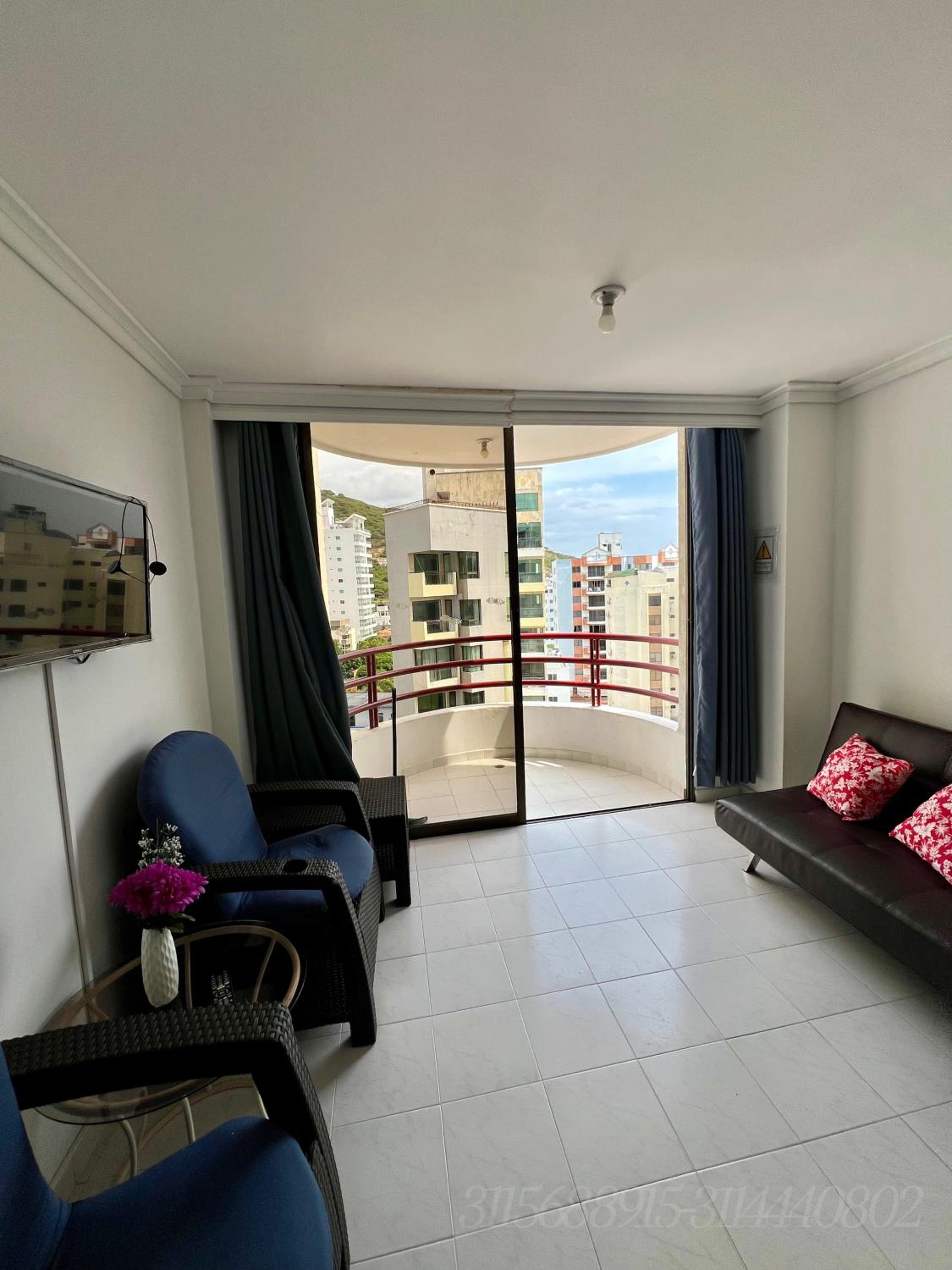 Apartamento con Piscina, Cancha de Tenis, Nuevo Rodadero, Santa Marta